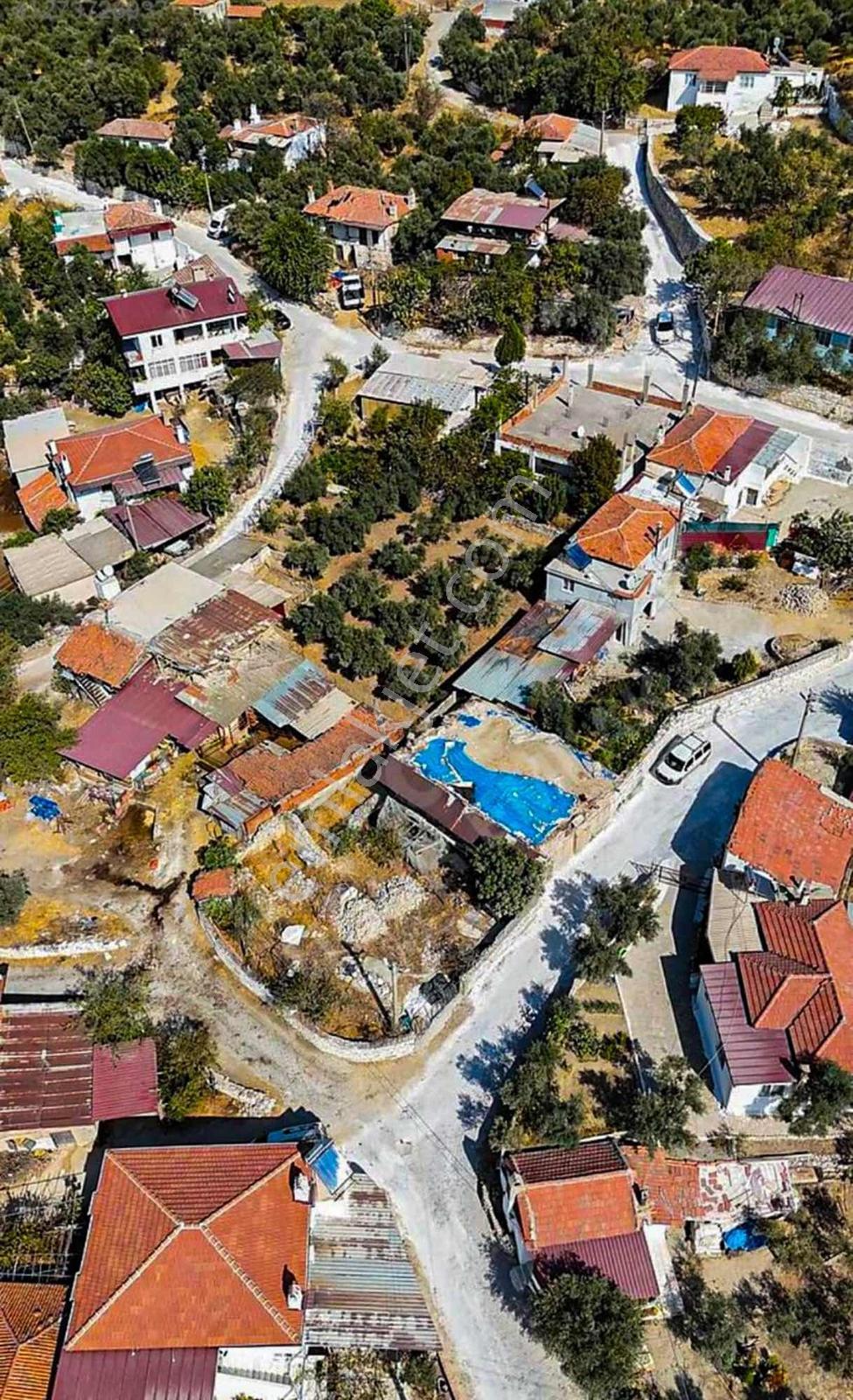 Yatağan Bozarmut'ta Satılık 379m2 Kagir Ev Ve Arsası - Görsel 8