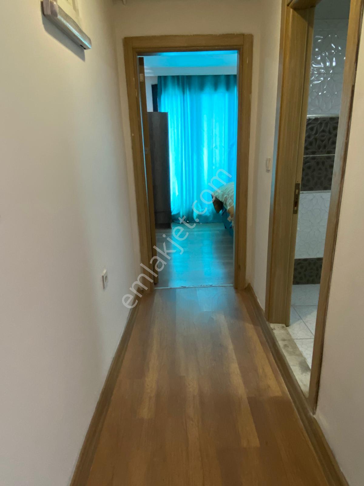 Çiğli Merkezde Günlük Kiralık Daire - Görsel 3