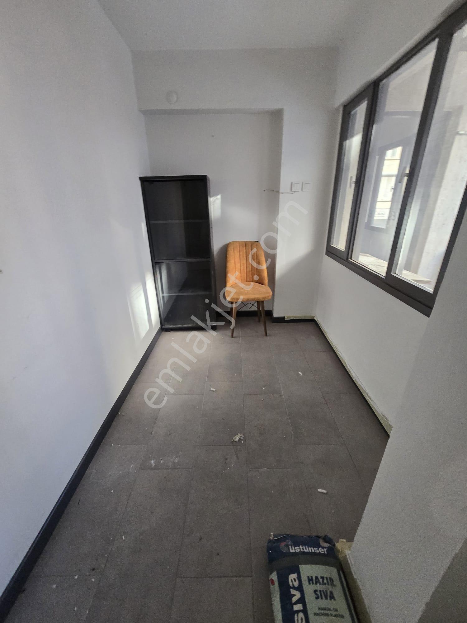 Balçovada Sakarya Caddesi Üzeri İşlek Konumda Kiralık Dükkan - Görsel 18