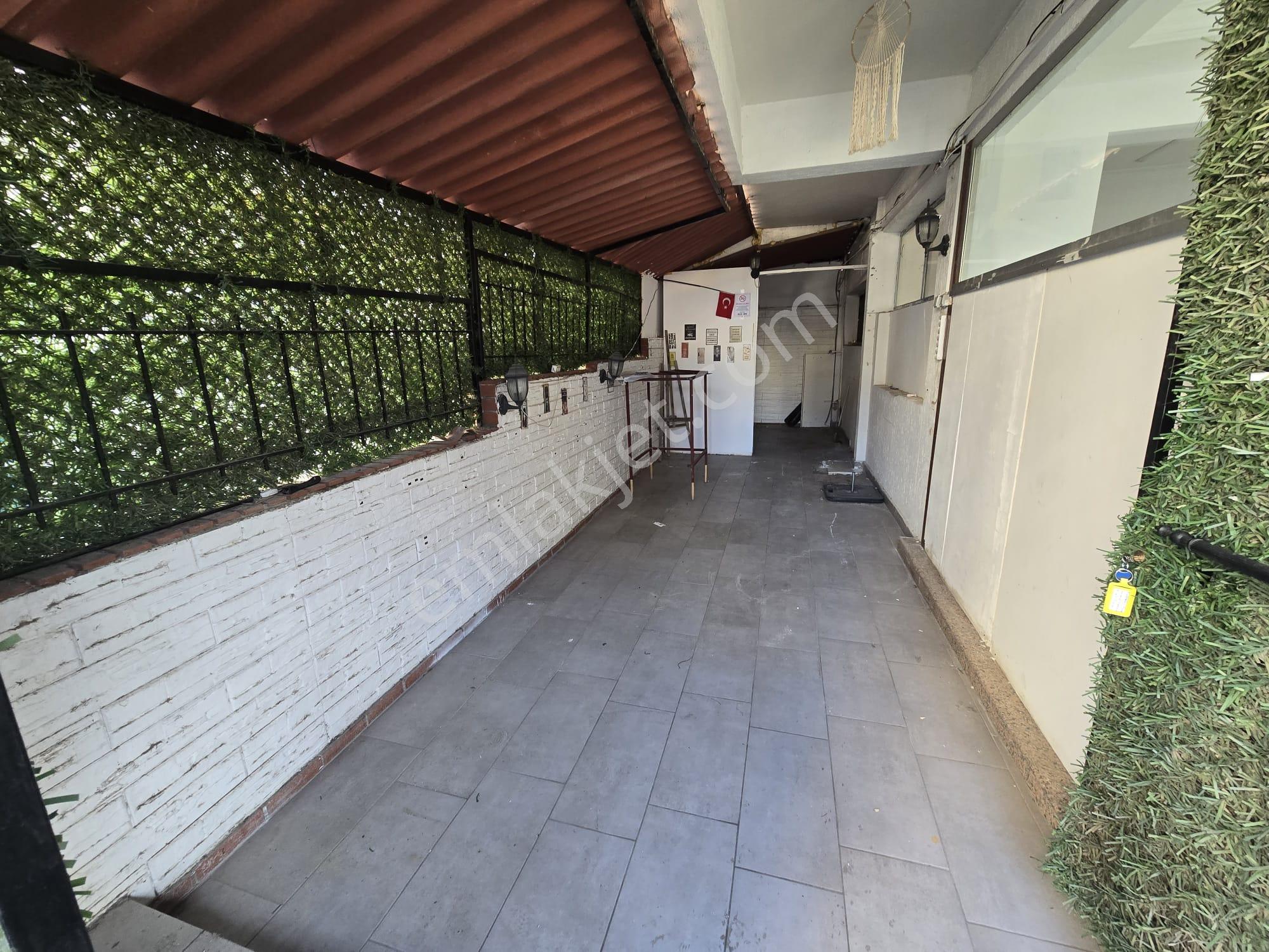 Balçovada Sakarya Caddesi Üzeri İşlek Konumda Kiralık Dükkan - Görsel 28