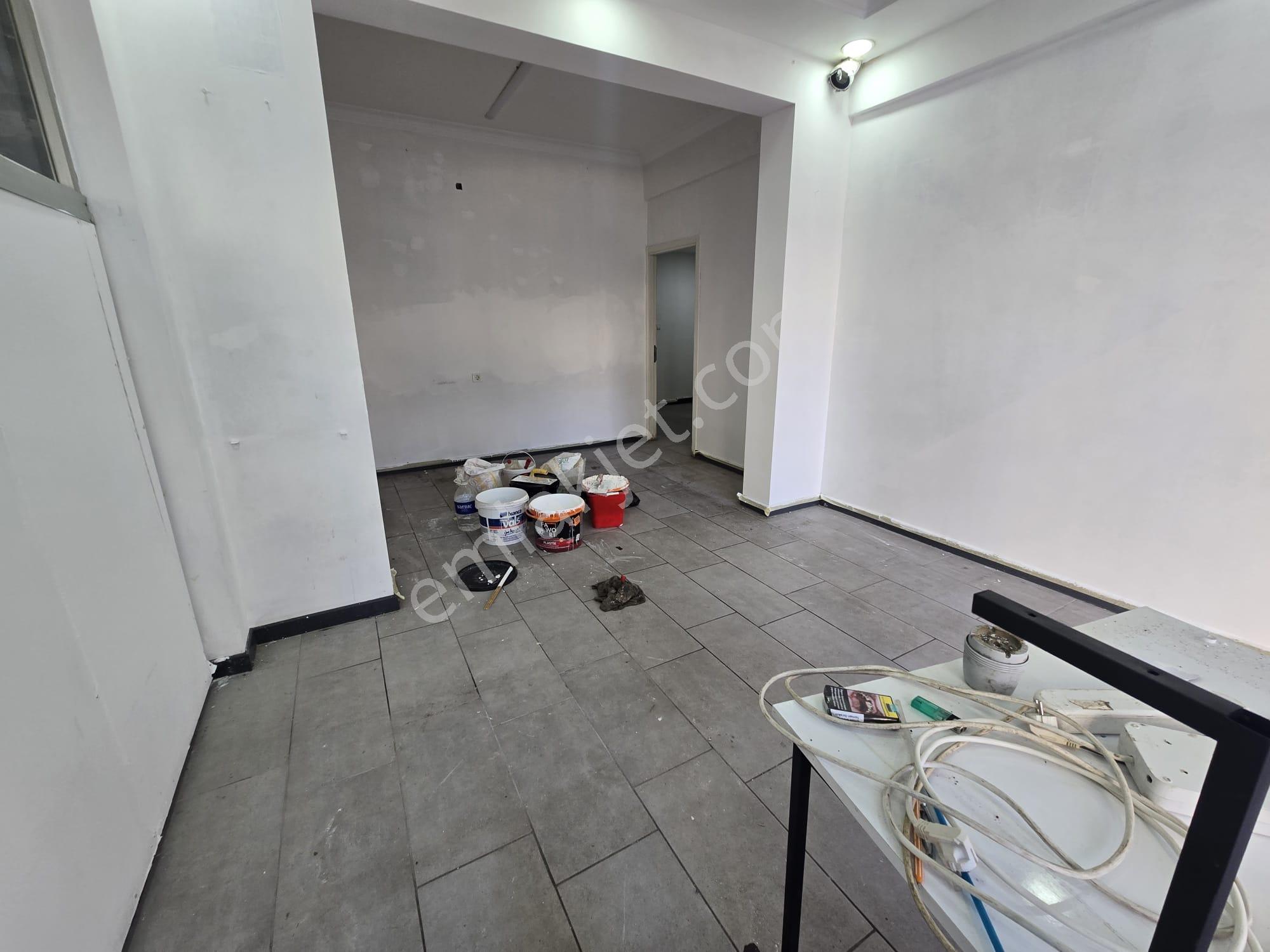 Balçovada Sakarya Caddesi Üzeri İşlek Konumda Kiralık Dükkan - Görsel 16