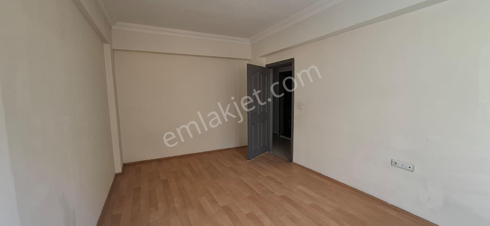 Eslem Gayrimenkulden Emek Mahallesinde 3+1 Geniş Daire - Görsel 12