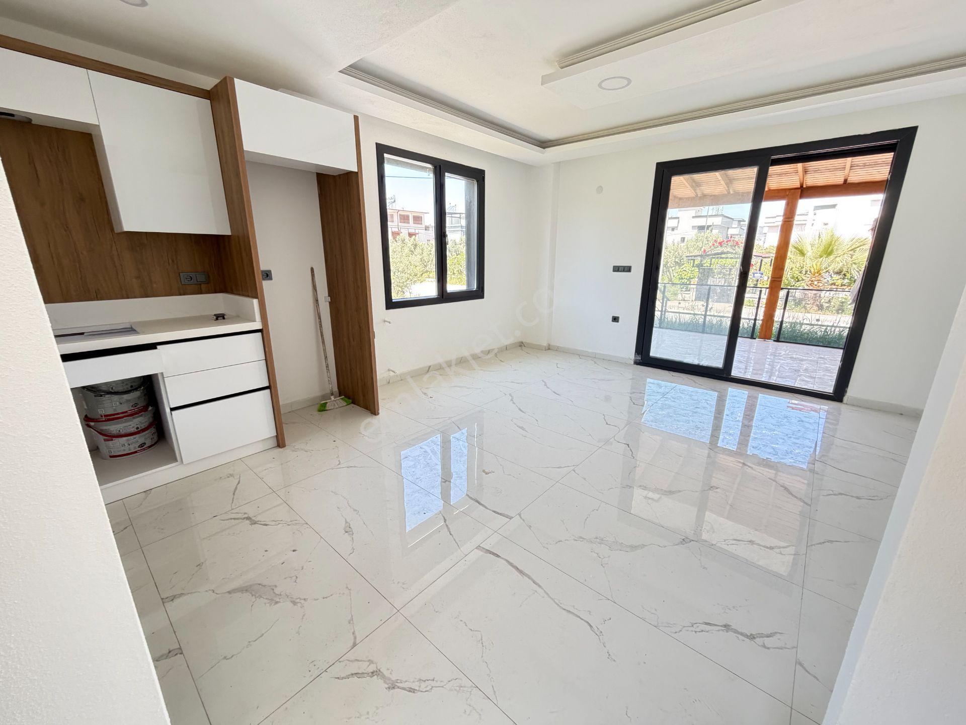 Seferihisar Doğanbey'de Denıze Yakın Satılık Genıs Bahcelı Sıfır 3+1 Villa - Görsel 17