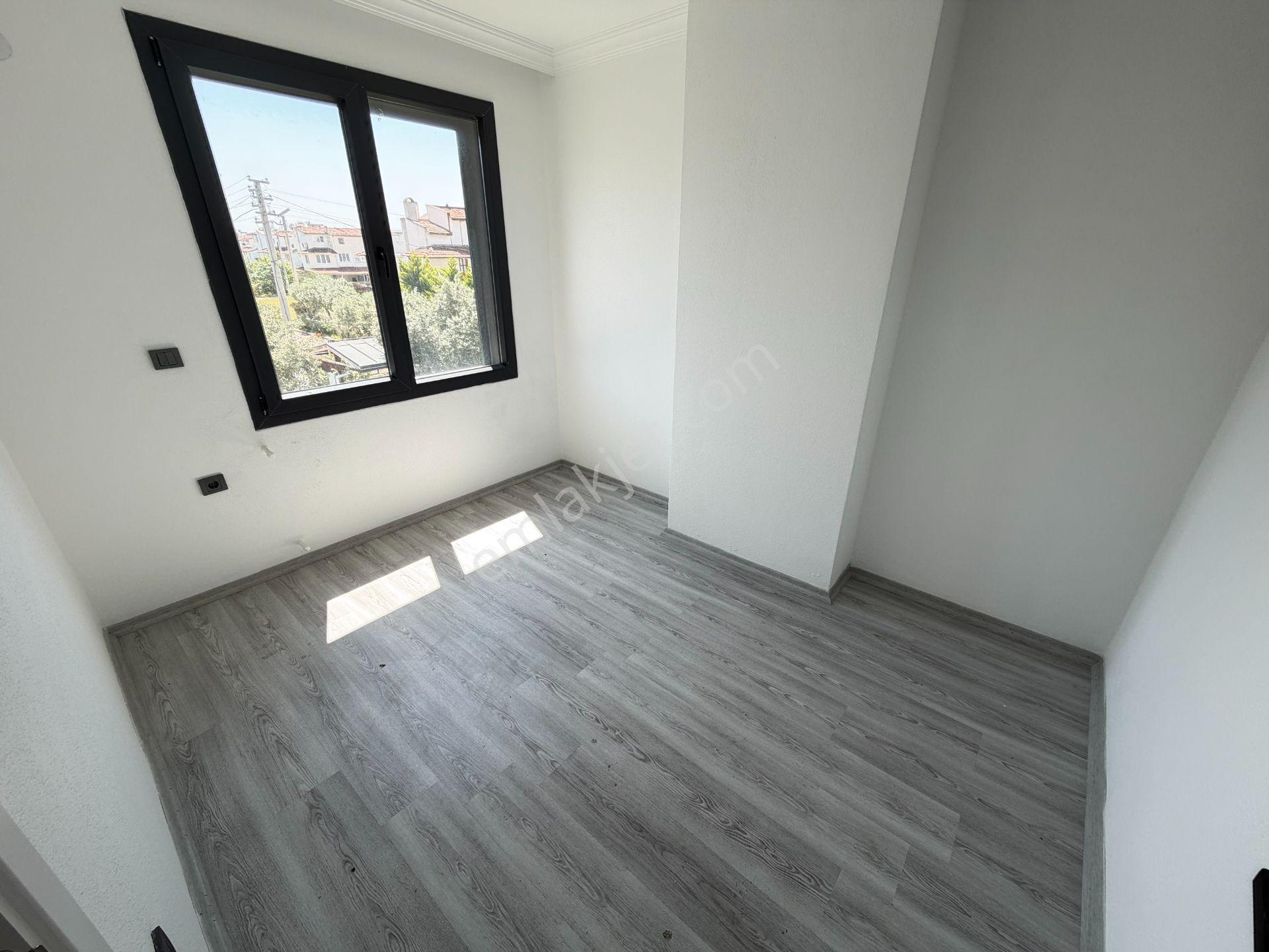 Seferihisar Doğanbey'de Denıze Yakın Satılık Genıs Bahcelı Sıfır 3+1 Villa - Görsel 27
