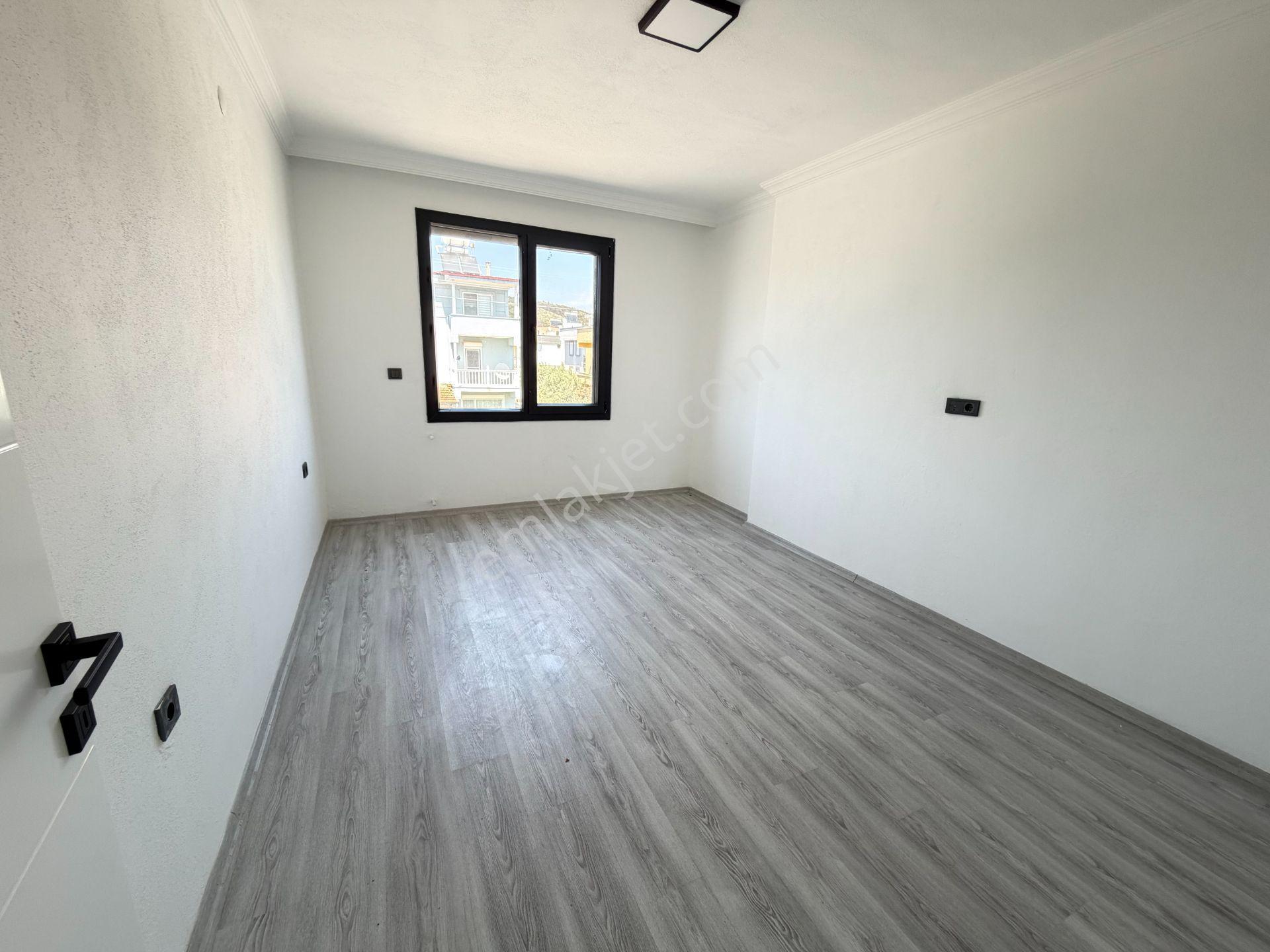 Seferihisar Doğanbey'de Denıze Yakın Satılık Genıs Bahcelı Sıfır 3+1 Villa - Görsel 25
