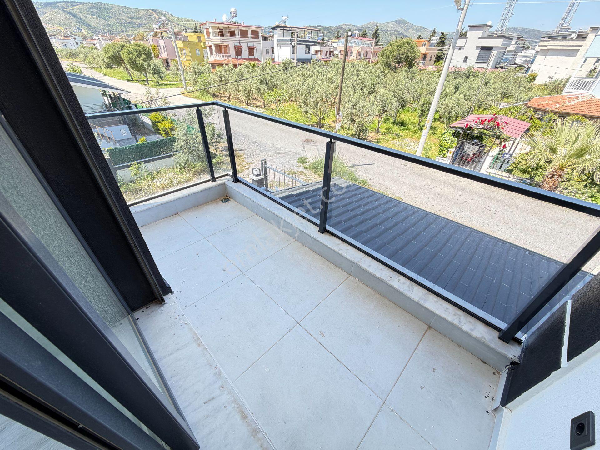 Seferihisar Doğanbey'de Denıze Yakın Satılık Genıs Bahcelı Sıfır 3+1 Villa - Görsel 28