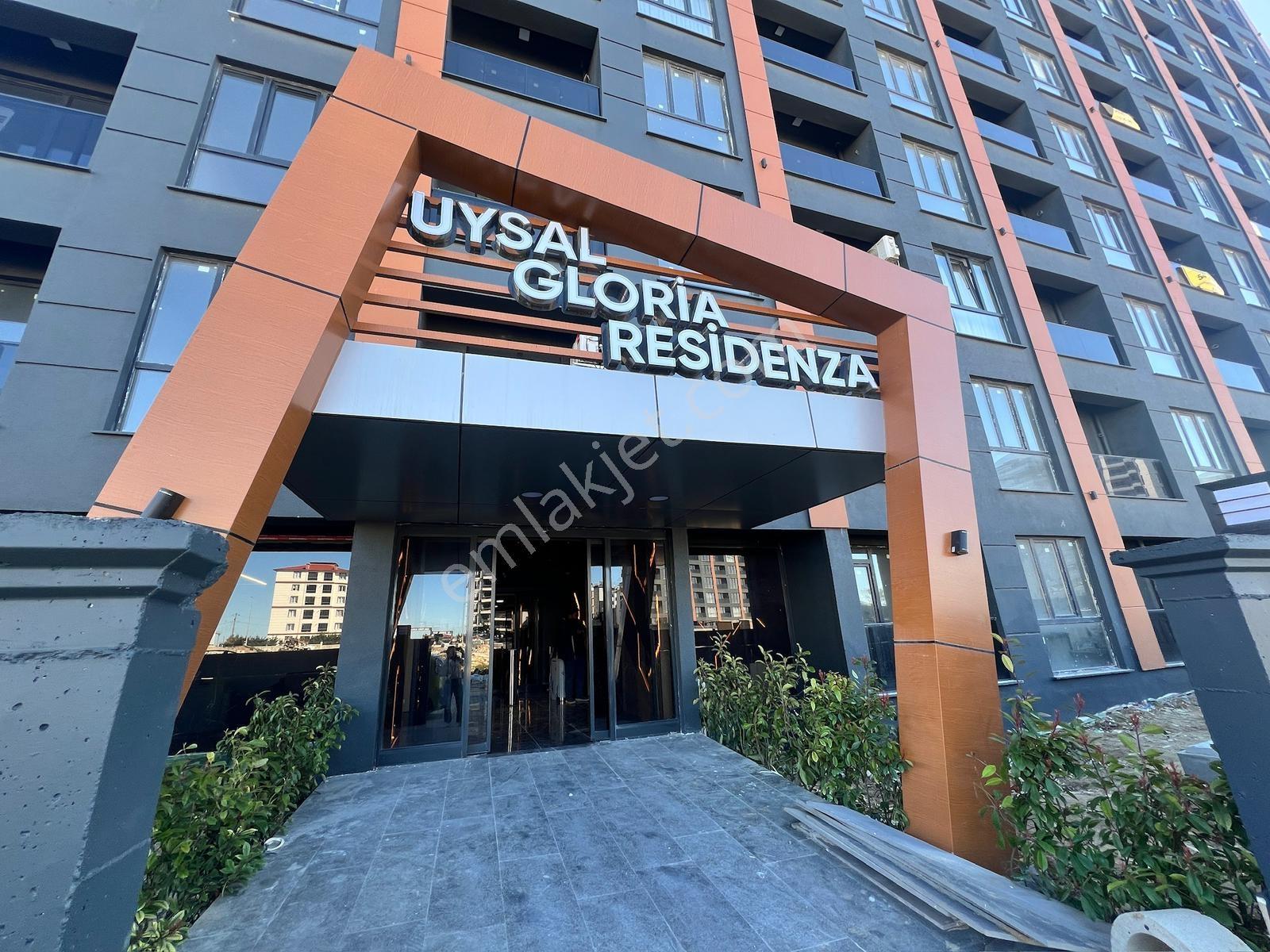 Redstone'den Glorıa Resıdenza'da Kiralık 1+1 Daire