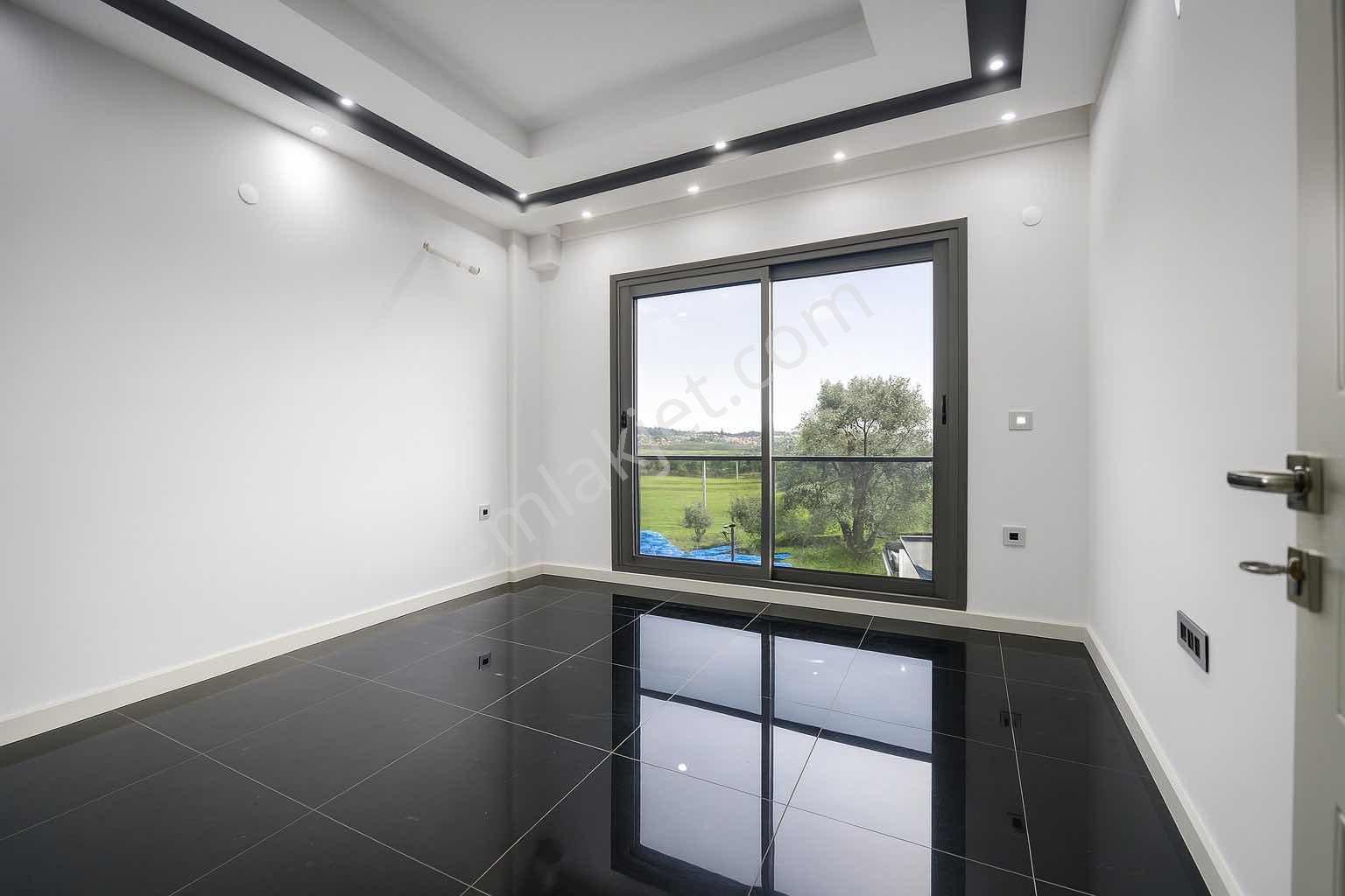 Monami'den Havuzlu Müstakil Villa 430 M2 Arsa İcersinde - Görsel 6