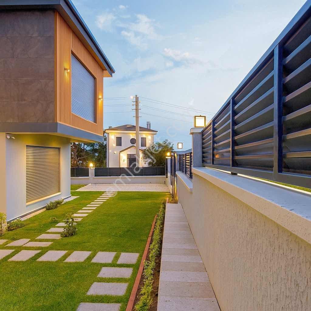 Monami'den Havuzlu Müstakil Villa 430 M2 Arsa İcersinde - Görsel 20