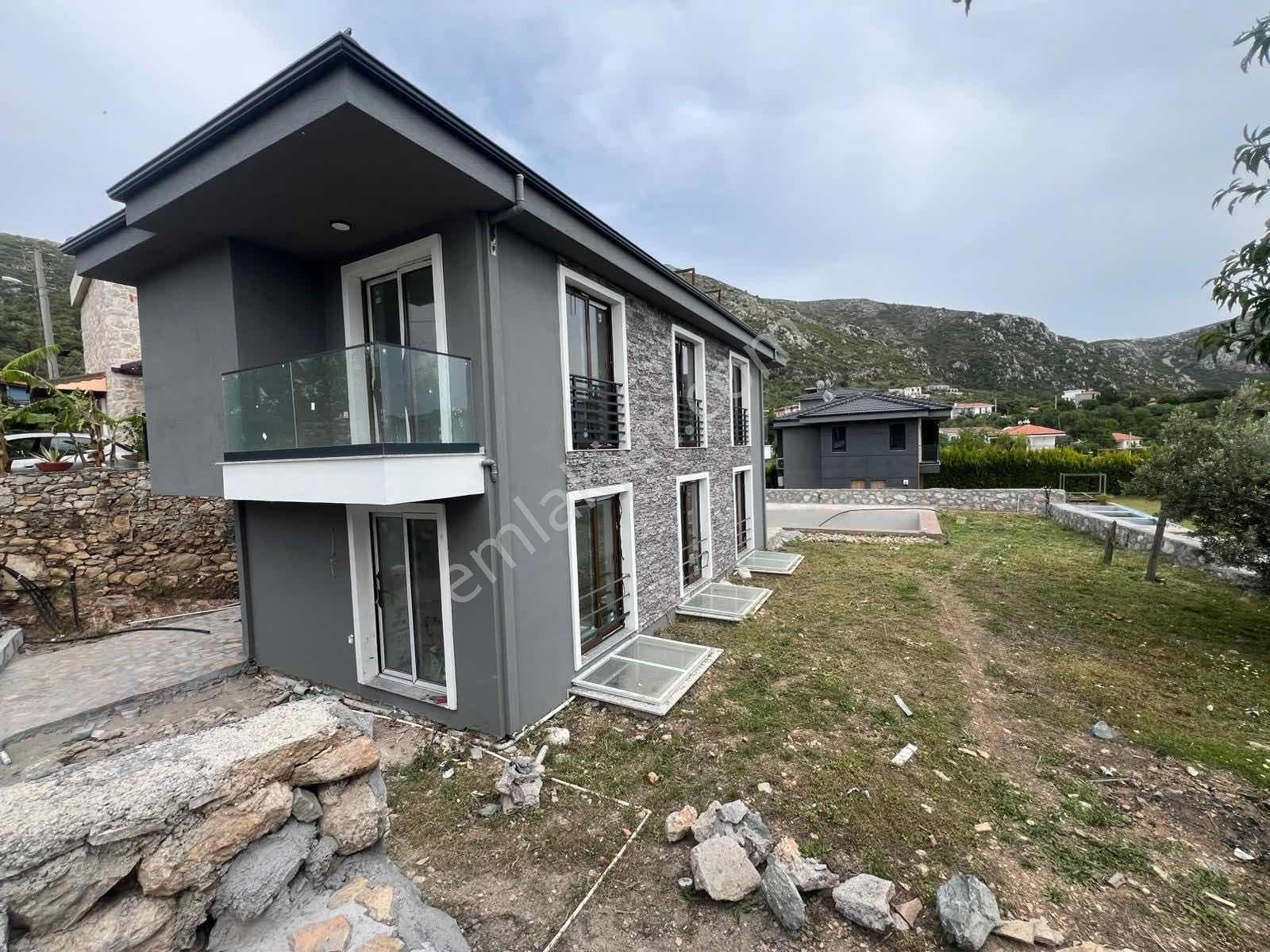 Marmaris Söğüt'te Panoramik Deniz Manzaralı 4+1 Villa - Görsel 21