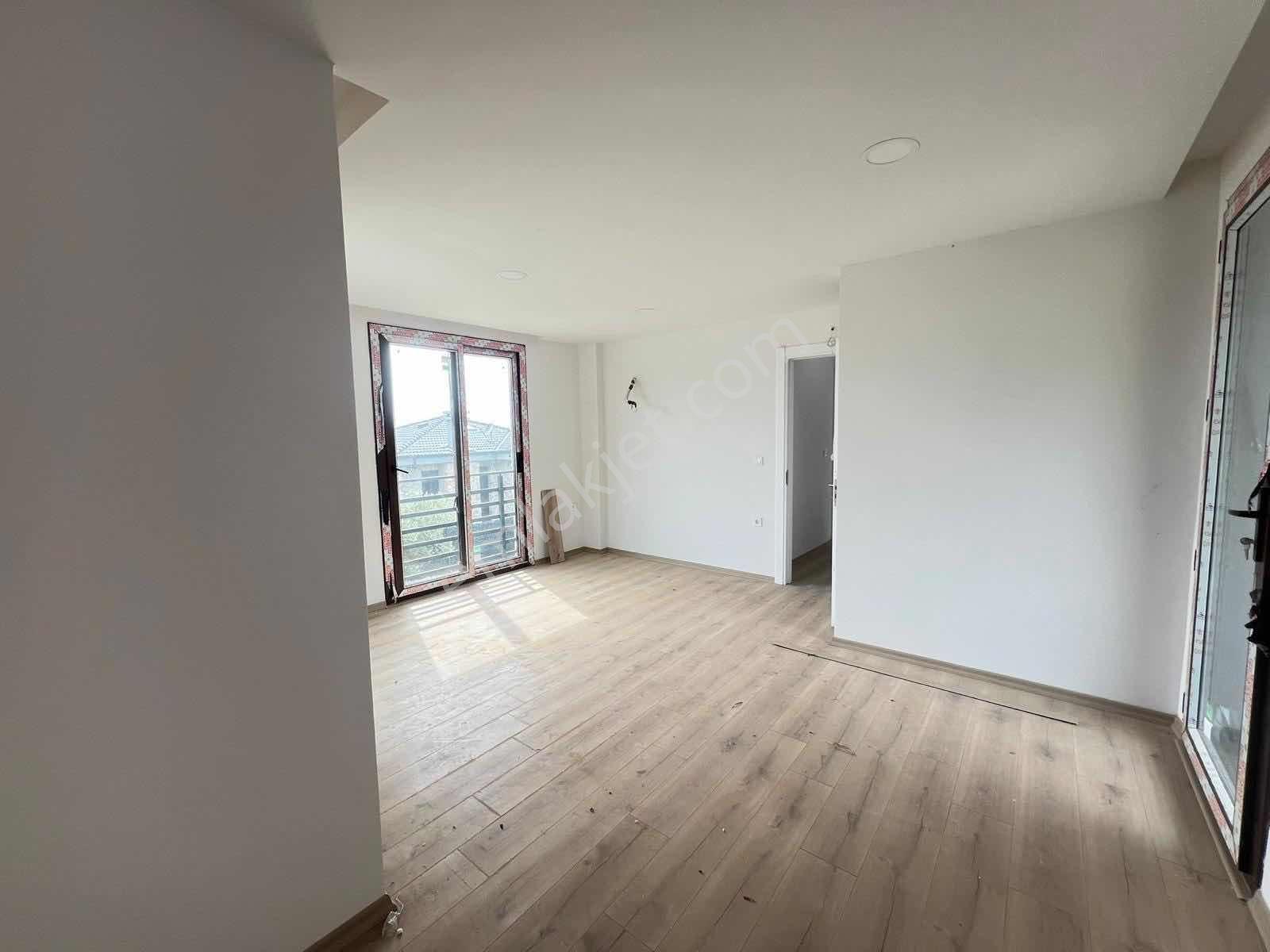 Marmaris Söğüt'te Panoramik Deniz Manzaralı 4+1 Villa - Görsel 12