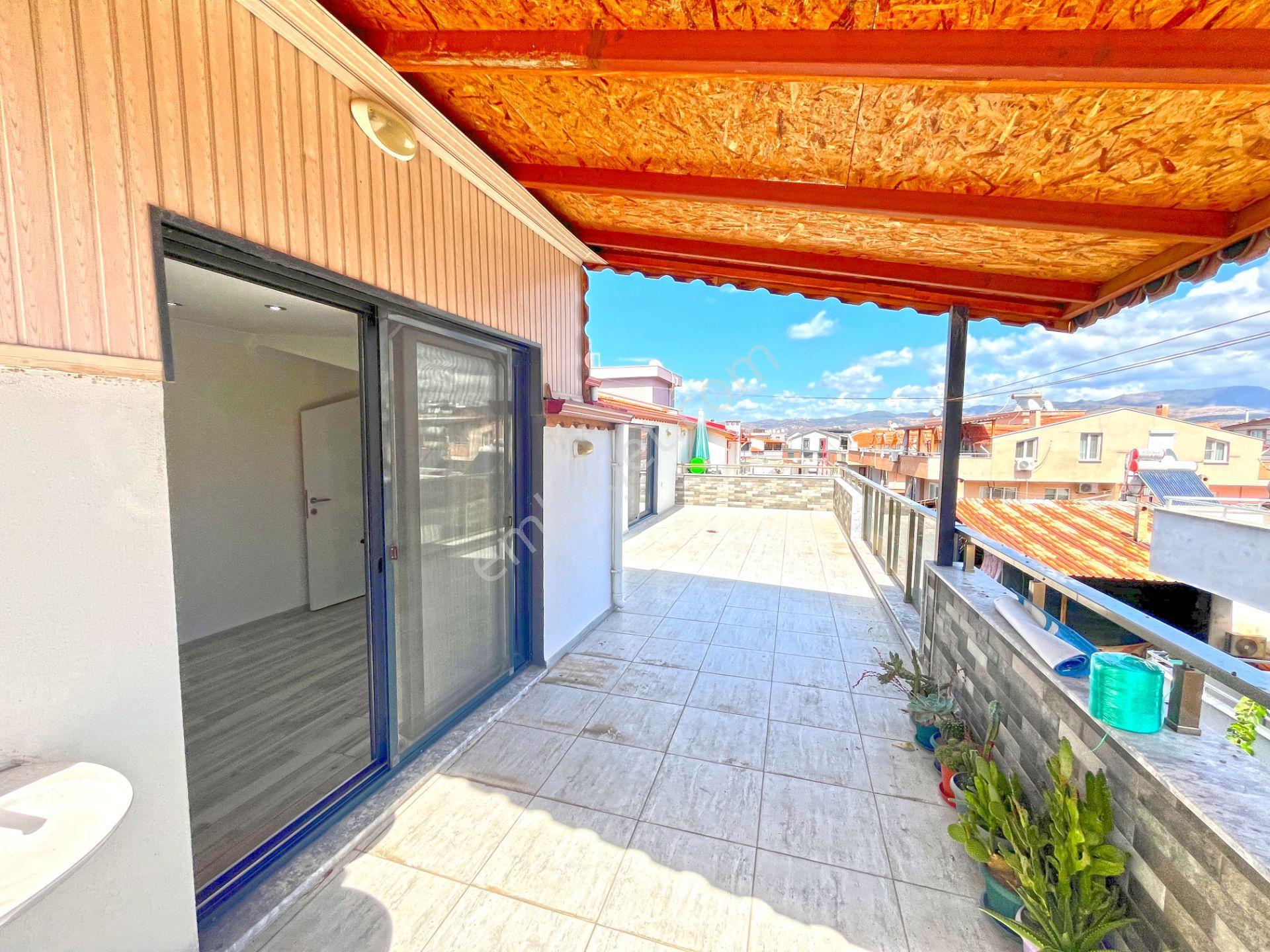 Dikili Merkez De Geniş Teraslı Satılık 4+1 Dubleks Daire - Görsel 29