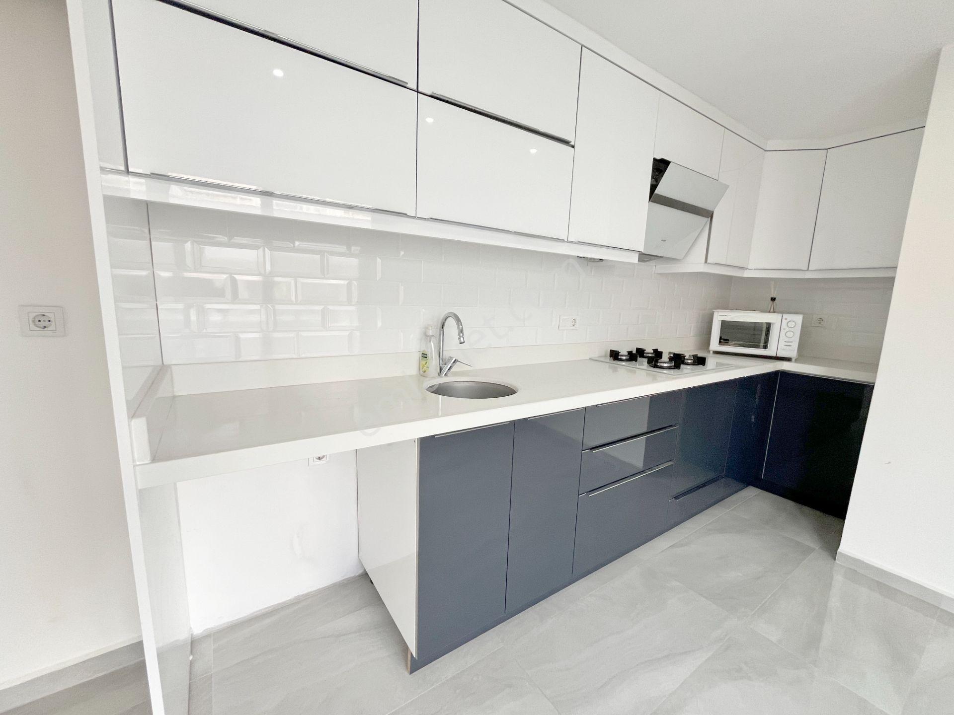 Dikili Merkez De Geniş Teraslı Satılık 4+1 Dubleks Daire - Görsel 3