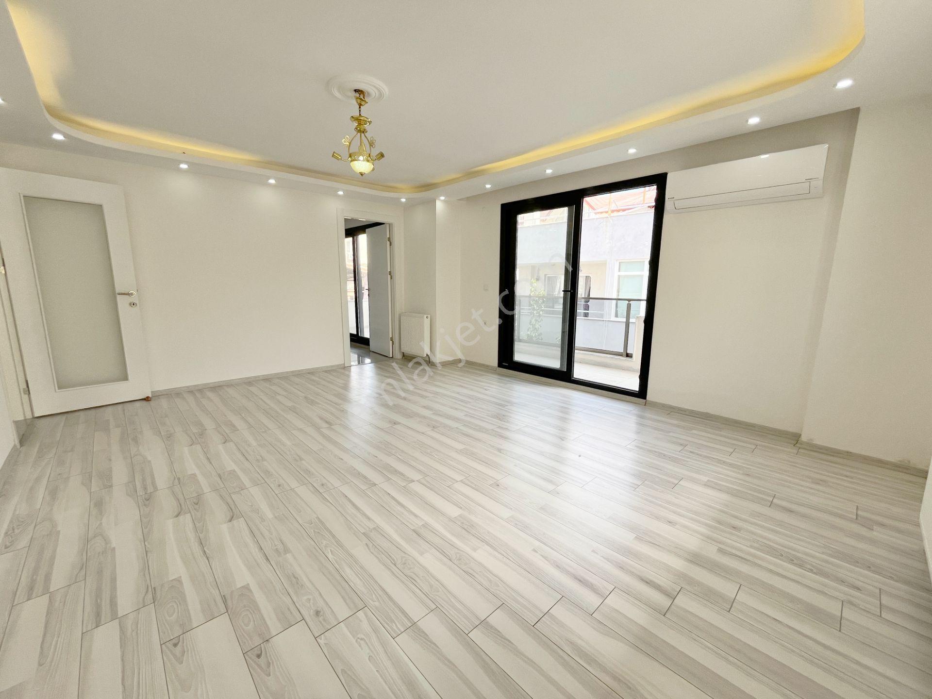 Dikili Merkez De Geniş Teraslı Satılık 4+1 Dubleks Daire - Görsel 6