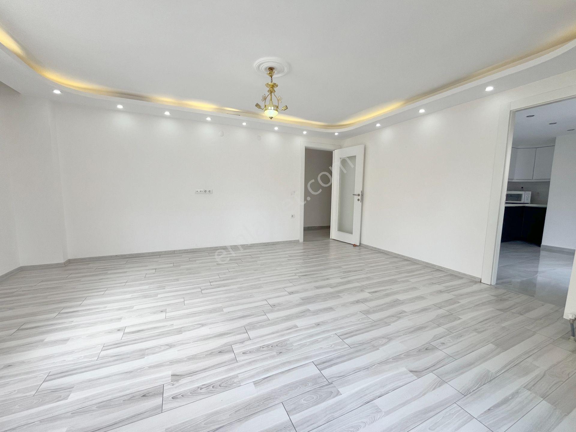Dikili Merkez De Geniş Teraslı Satılık 4+1 Dubleks Daire - Görsel 9