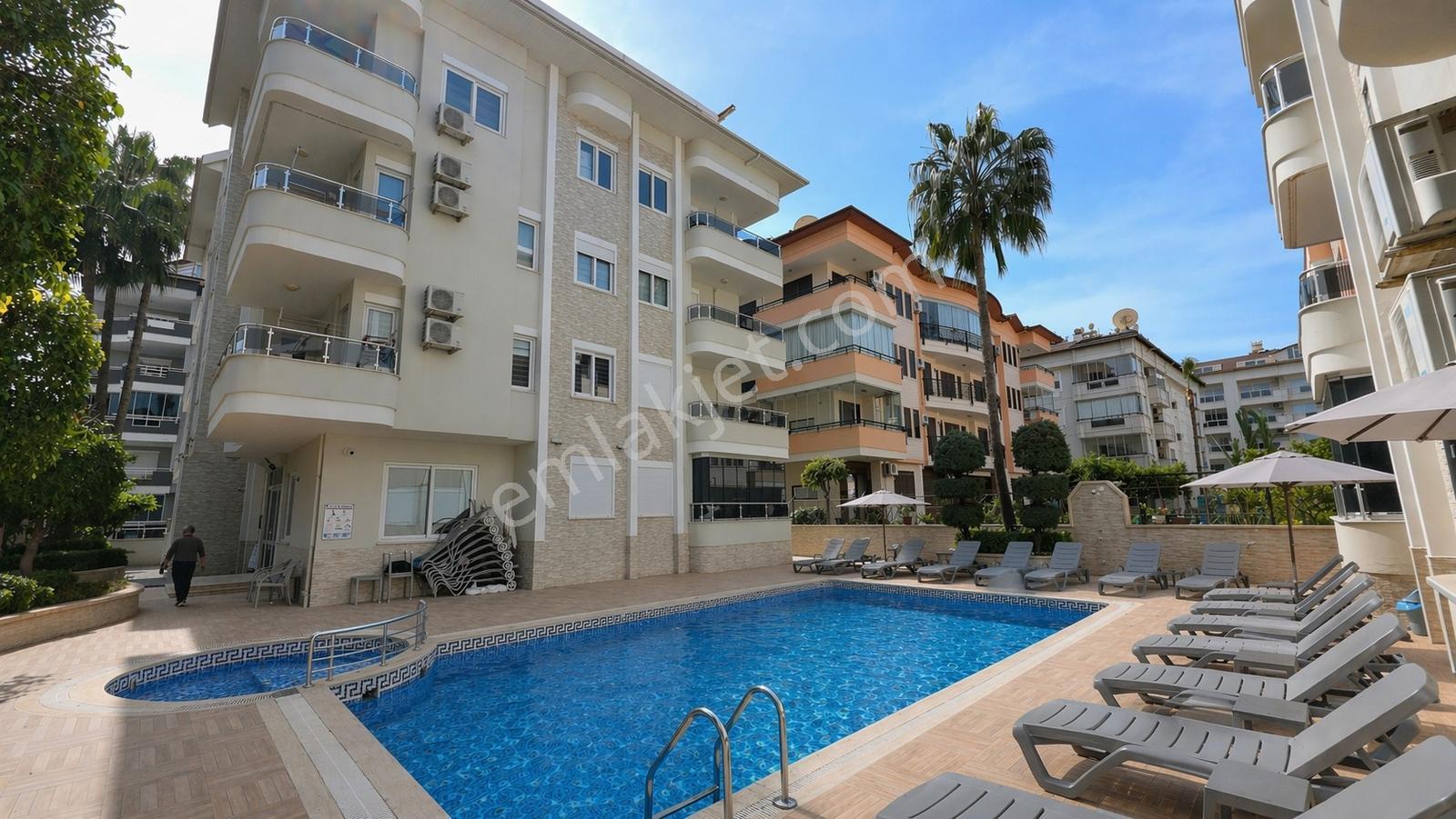 Alanya Oba'da Denize 300 Mt Mesafede, Satılık 3+1 Dublex Daire - Görsel 34