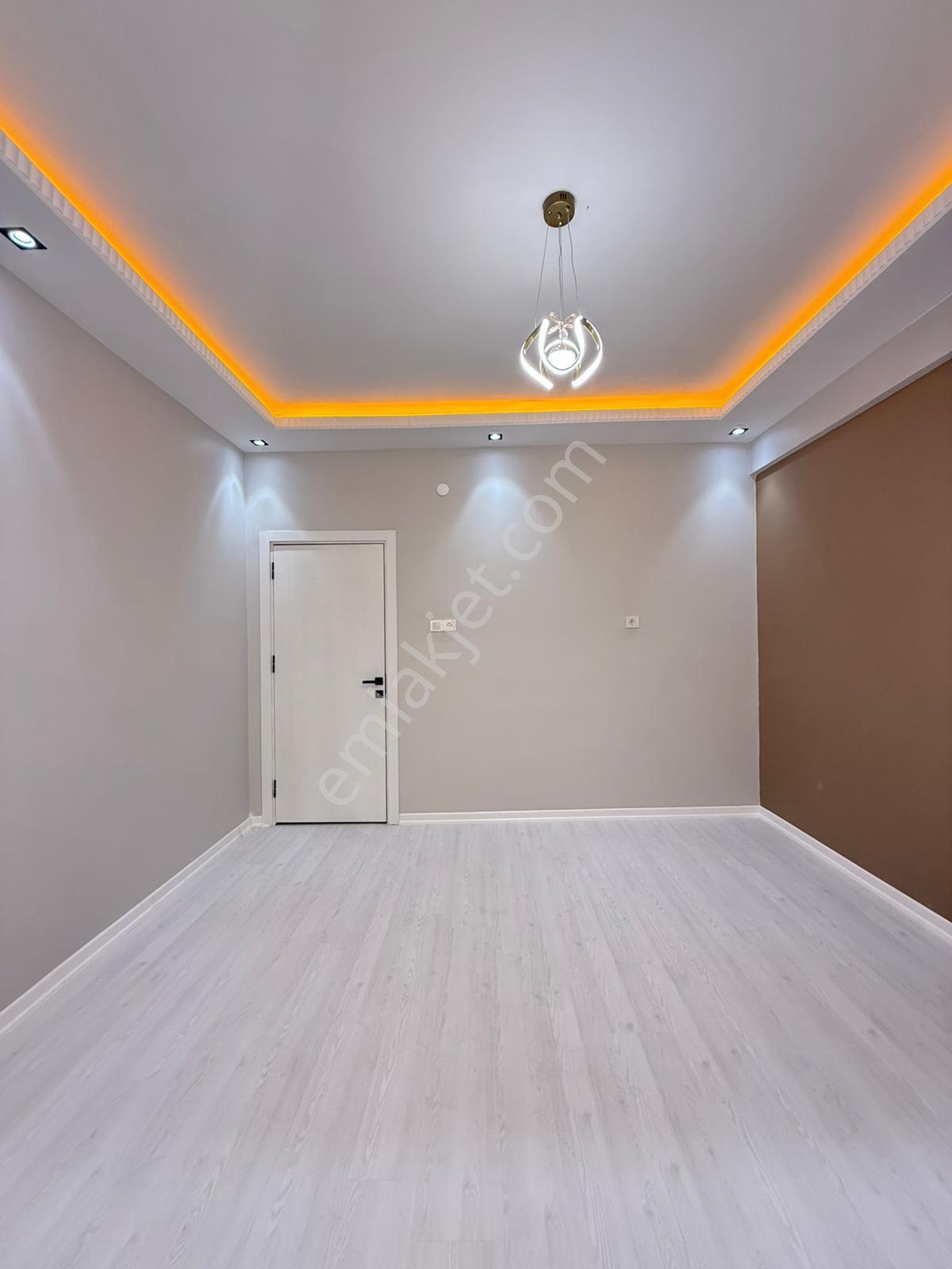 Bahçeşehire Komşu Yatırıma&oturuma Uygun 3+1 Satılık Daire - Görsel 11