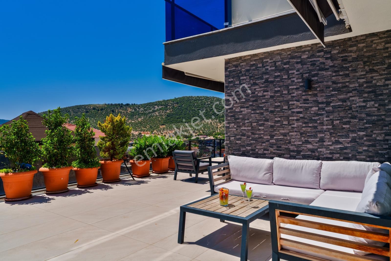 Kalkan Kızıltaşta Deniz Manzaralı Lüks Villa - Görsel 6