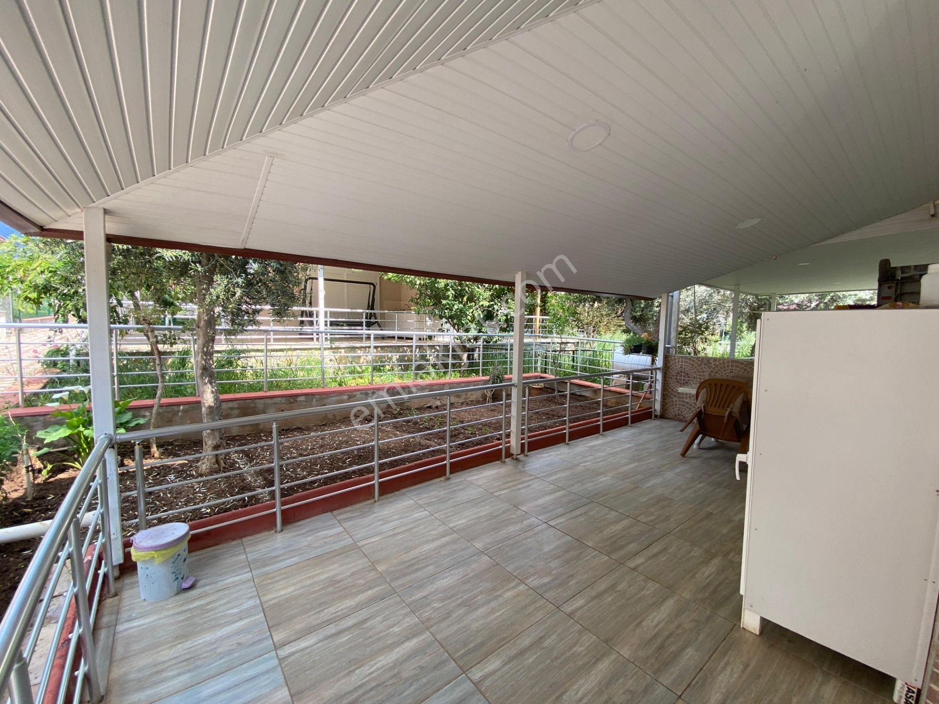 Denize Sadece 400m 4+1 Triblex Villa Otoparklı Alışveriş Noktalarına 150/200m - Görsel 3