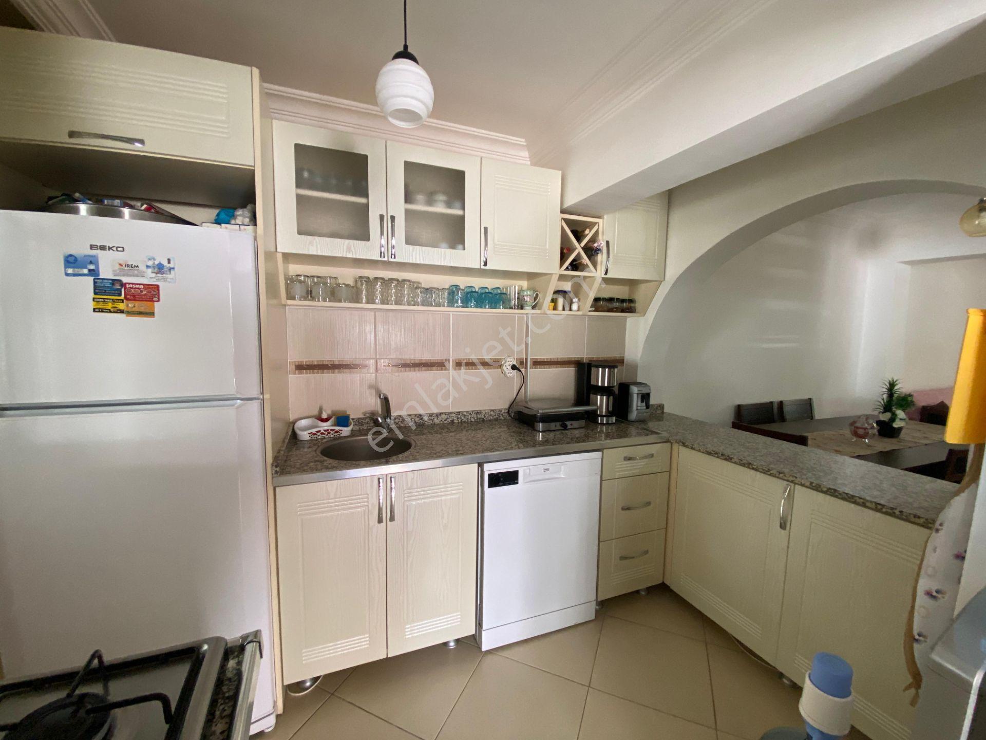 Denize Sadece 400m 4+1 Triblex Villa Otoparklı Alışveriş Noktalarına 150/200m - Görsel 19