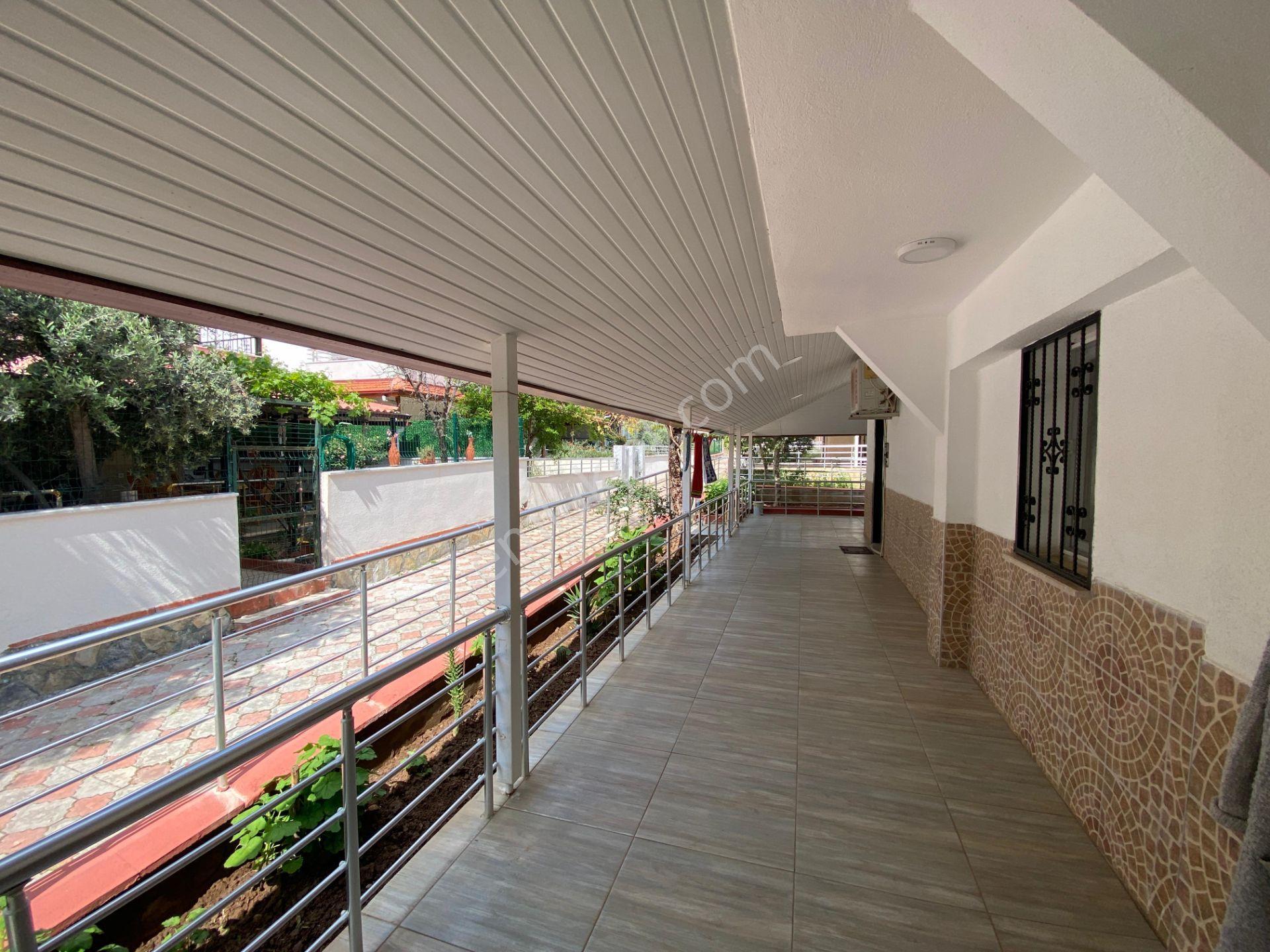 Denize Sadece 400m 4+1 Triblex Villa Otoparklı Alışveriş Noktalarına 150/200m - Görsel 4