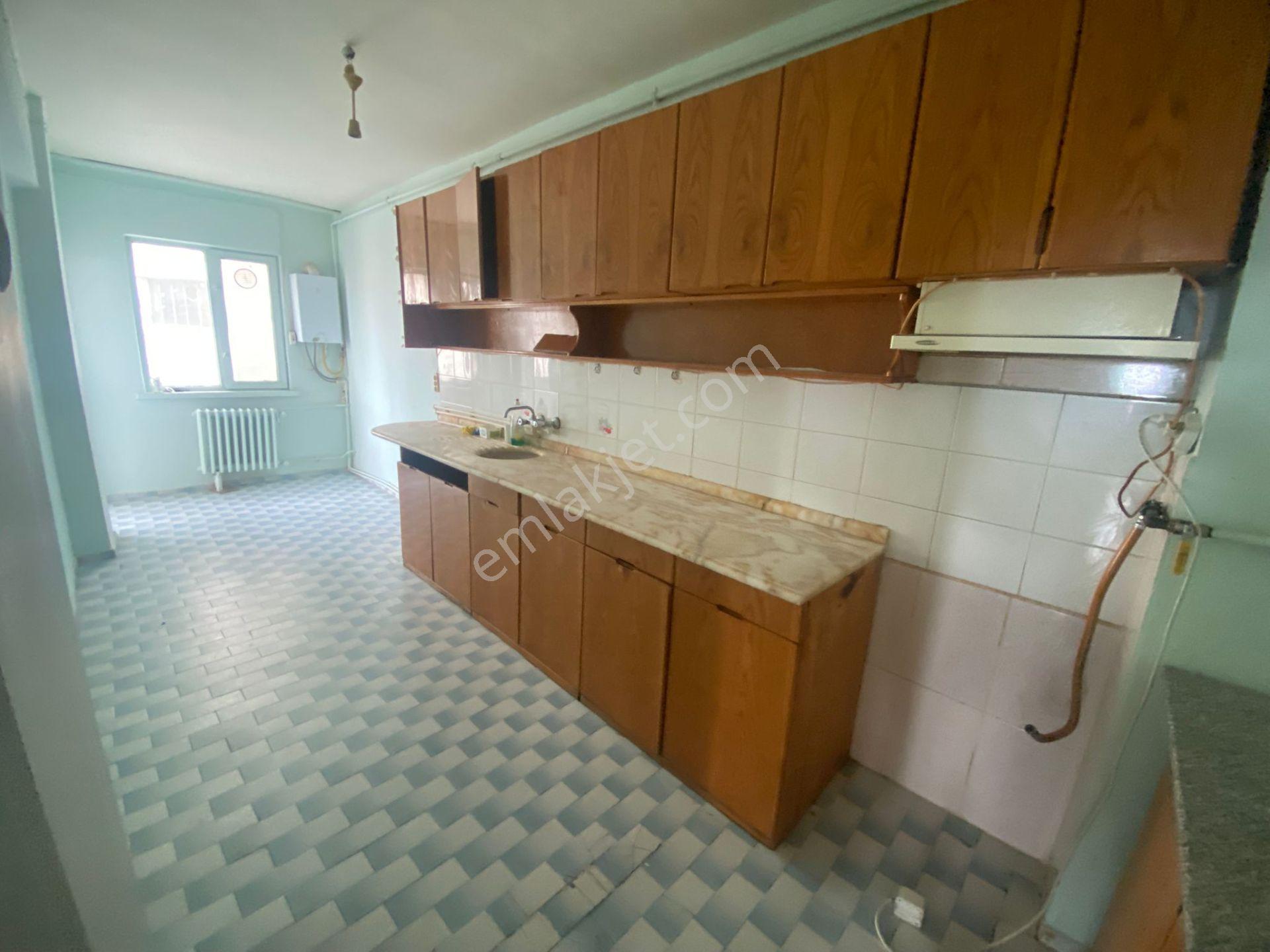 Akarbaşı Yakını Site İçi Asansörlü Şehir Manzaralı 3+1 Kk-4 - Görsel 8