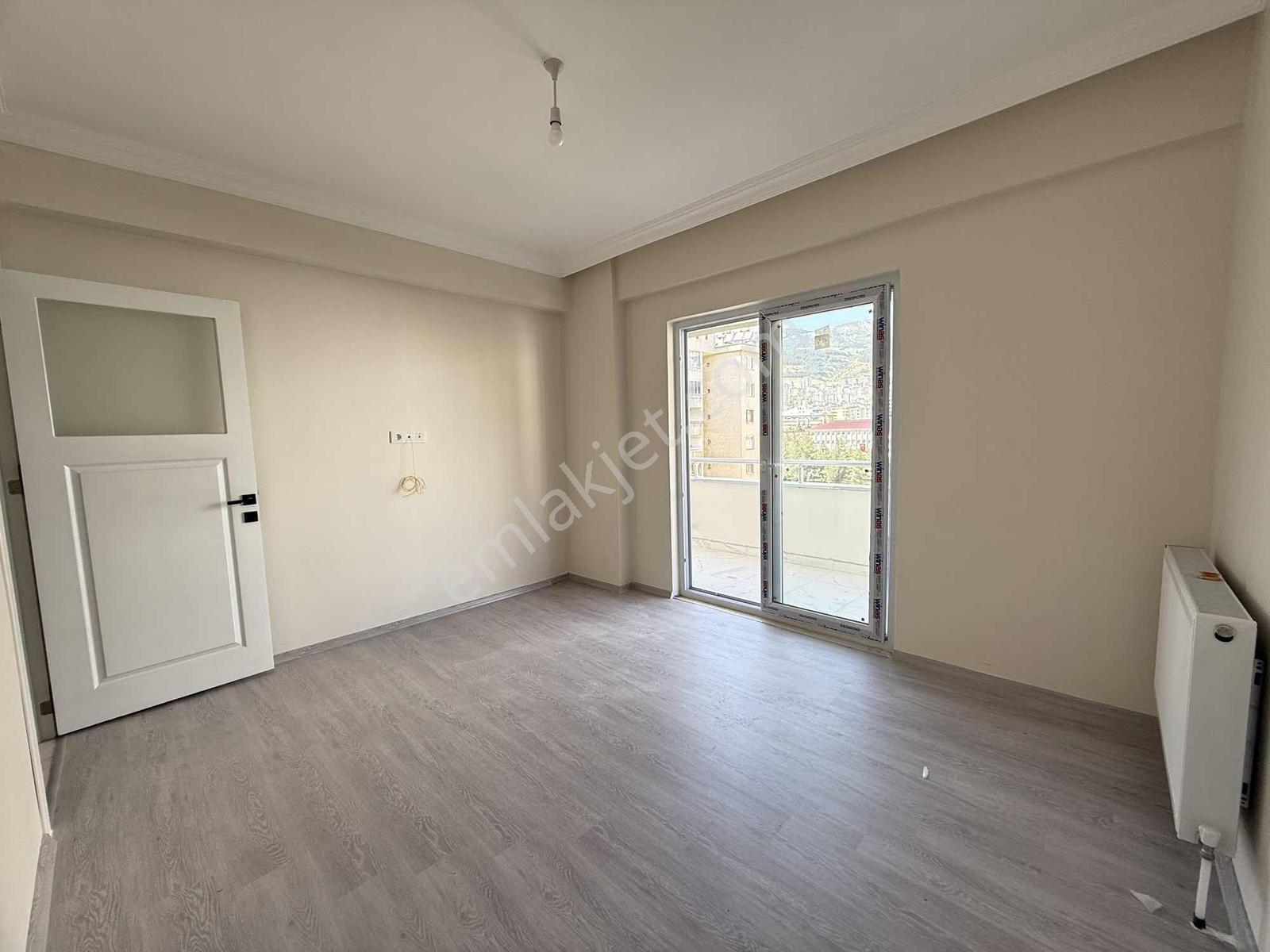 Çetin Gayrimenkulden Nfk&sosyete Pazarı Civarı Satılık Sıfır 3+1 - Görsel 25