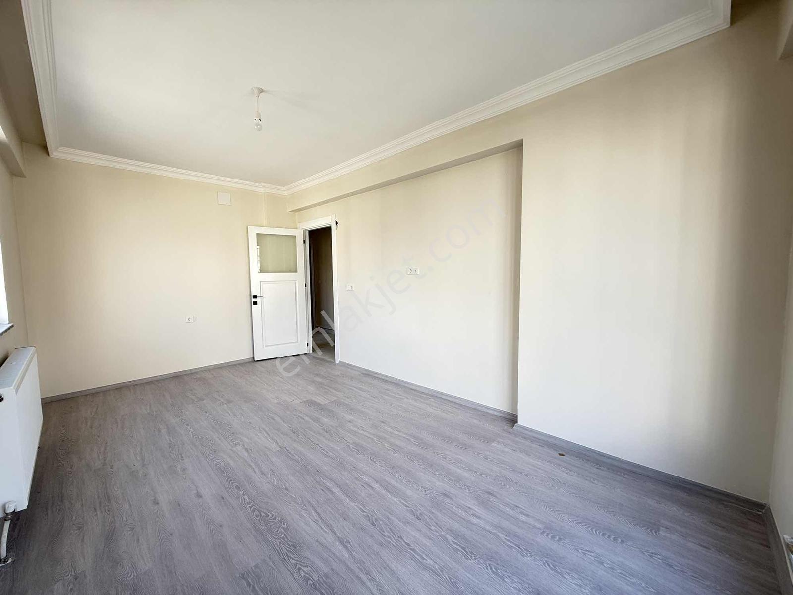 Çetin Gayrimenkulden Nfk&sosyete Pazarı Civarı Satılık Sıfır 3+1 - Görsel 6