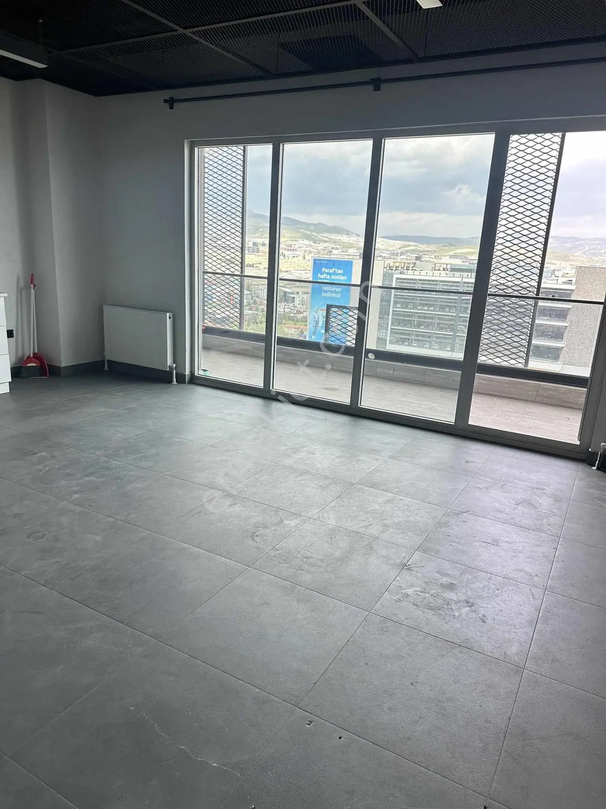 Ostim Köşe İvedkte 47m2 12 Kat Çok Kullanışlı Köşe Ofis - Görsel 2