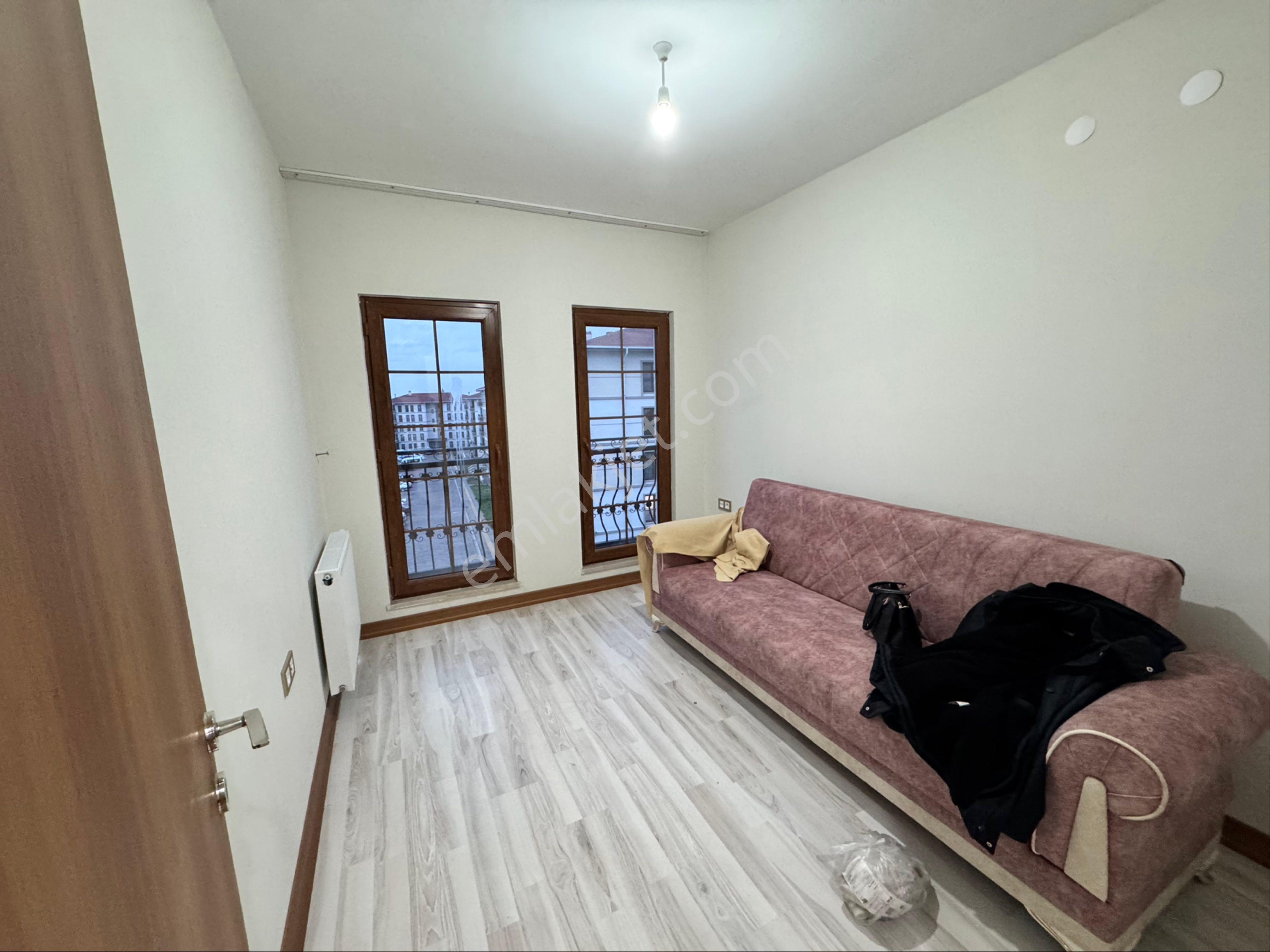 Global'den Yeni Tokiler'de Arakat Öncephe Cam Balkon 2+1 Kiralık - Görsel 11