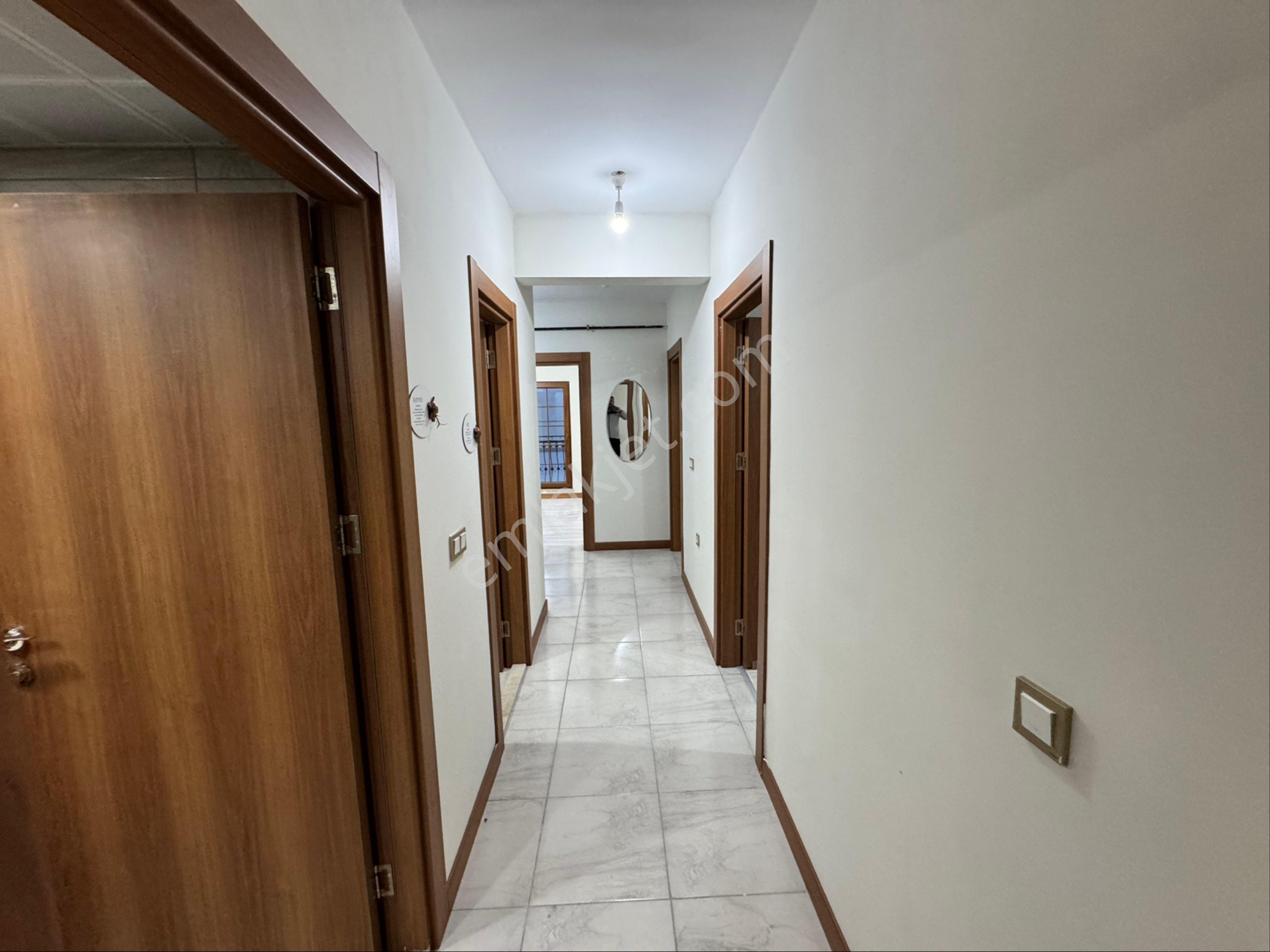 Global'den Yeni Tokiler'de Arakat Öncephe Cam Balkon 2+1 Kiralık - Görsel 16