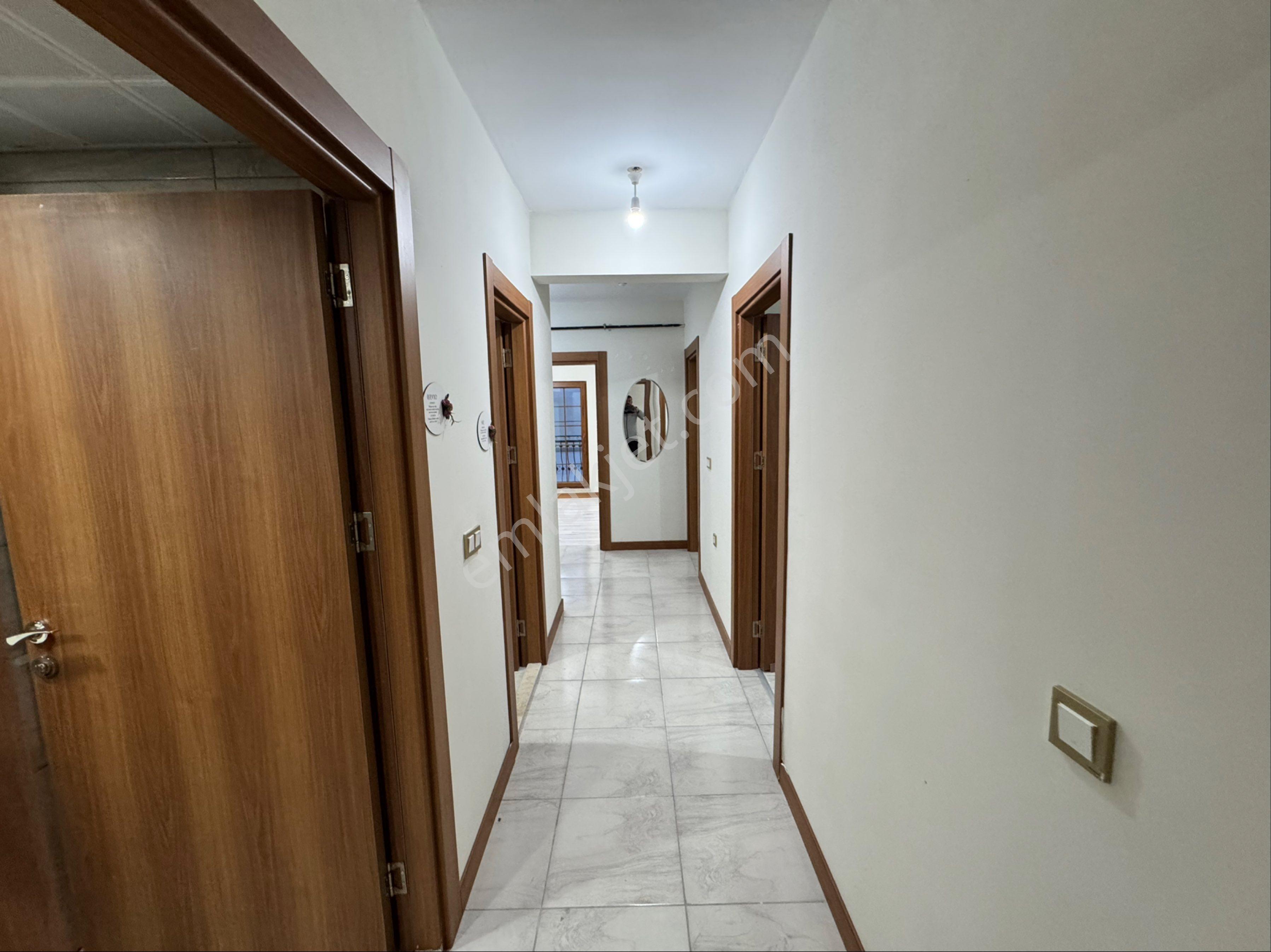 Global'den Yeni Tokiler'de Arakat Öncephe Cam Balkon 2+1 Kiralık - Görsel 17