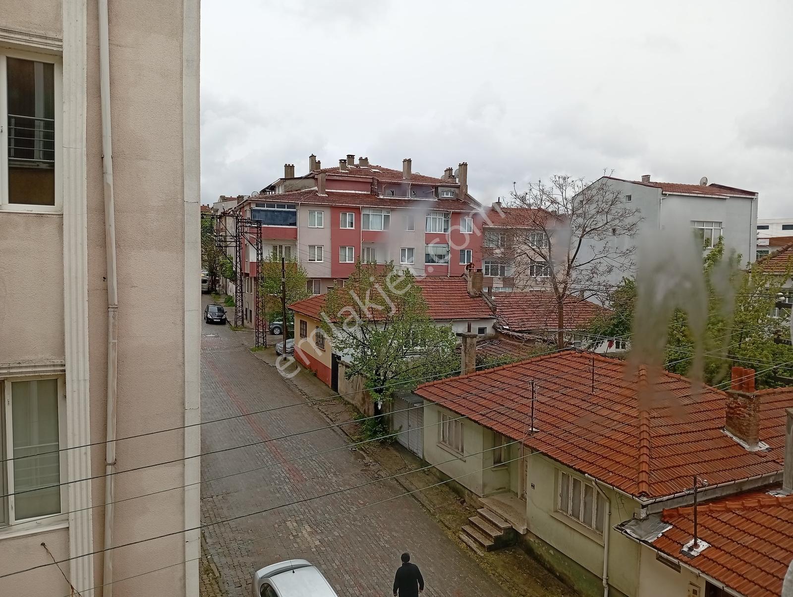 Kıyıkta Caddeye Yakın, Masrafsız, Ara Kat 2+1 Daire - Görsel 15