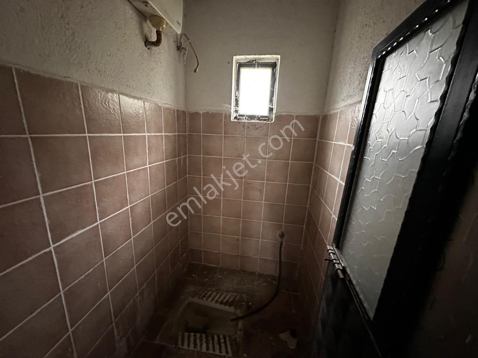 Uşak Eşme Kayalı Köyünde Satılık Müstakil Ev - Görsel 30