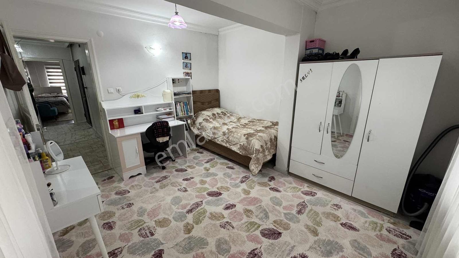 Ymz'den Deniz'de 180m2, 3 Katlı 3+1 Doğalgazlı Bakımlı Bina - Görsel 12