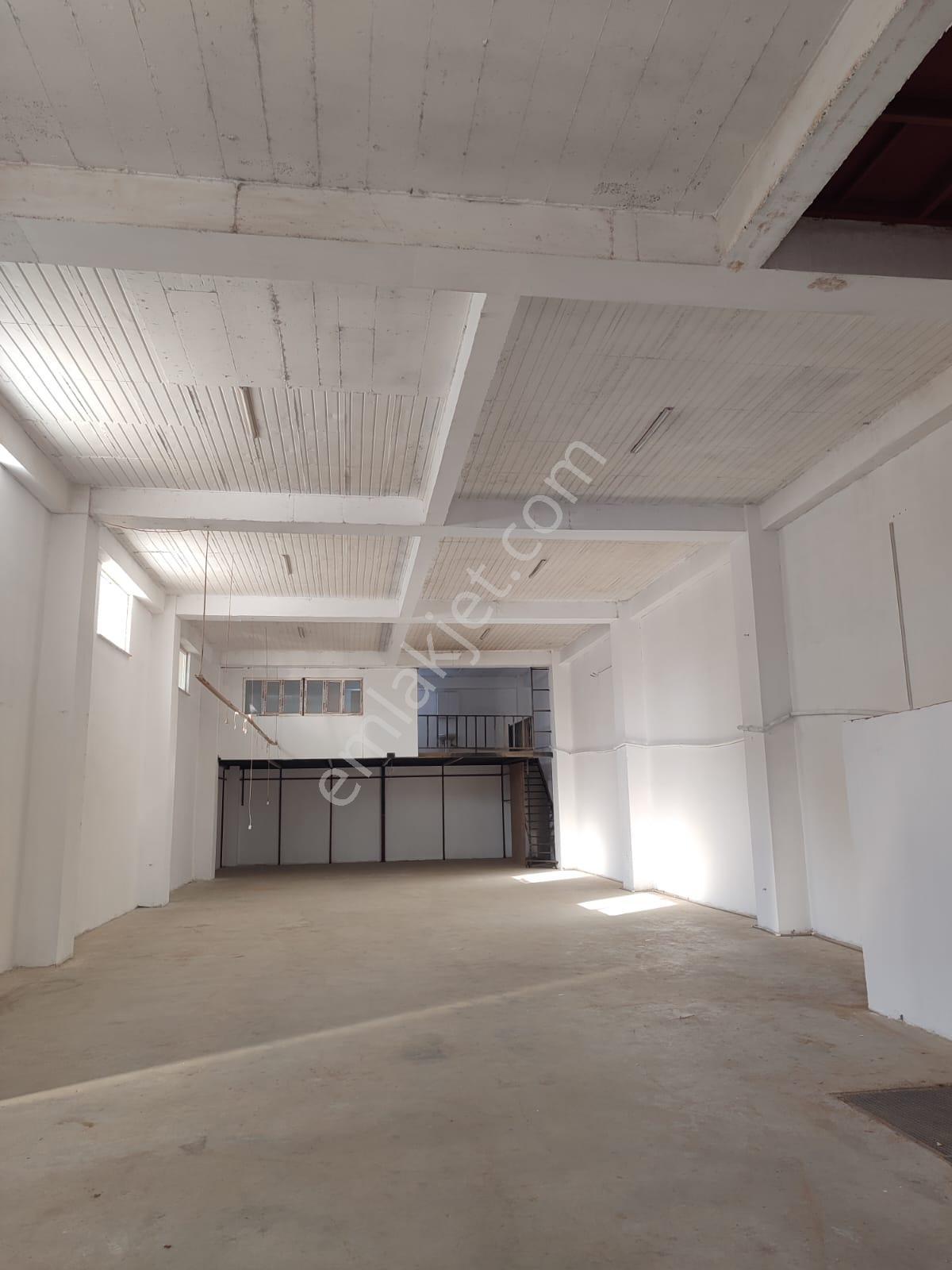 Kaan Emlaktan Hesaplı Kullanışlı Kiralık Hol Fabrika Depo - Görsel 3