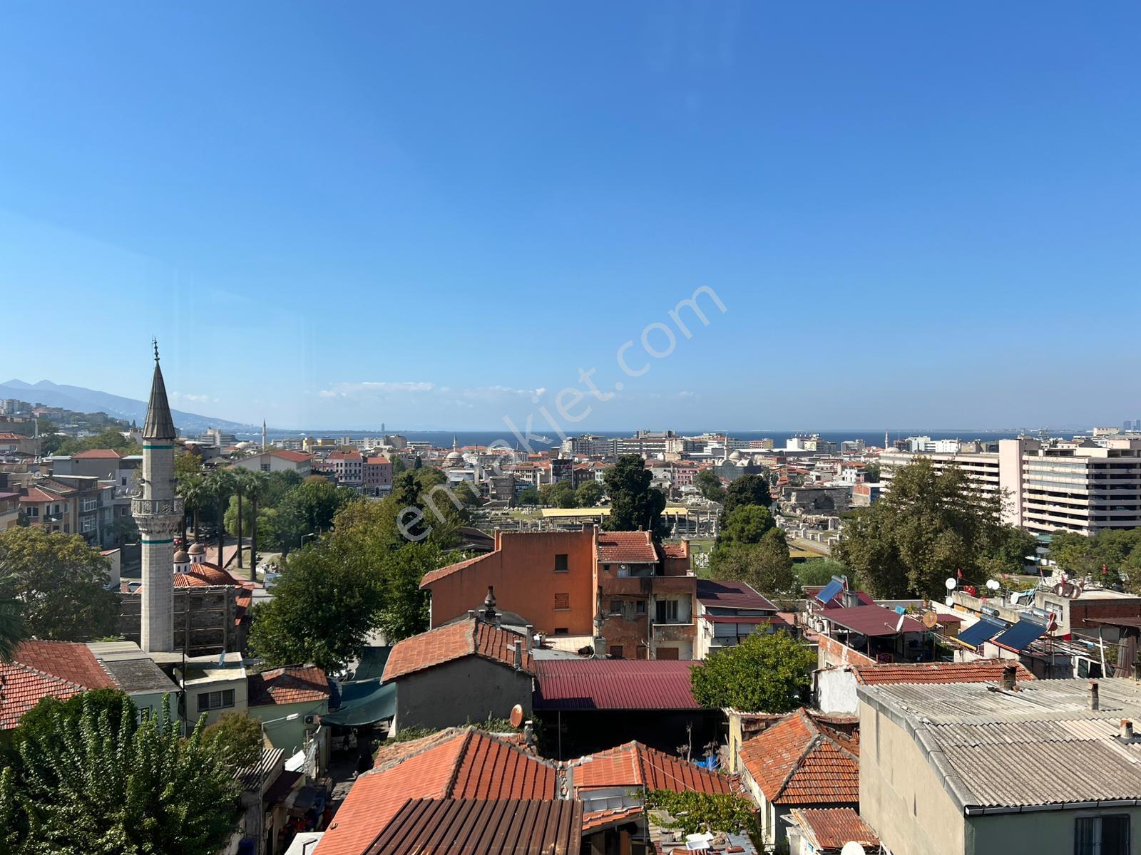 Acil Konak Agora Antik Kent Yakını 2+1 100m2 Asansörlü Deniz Manzaralı Lüx Daire - Görsel 9