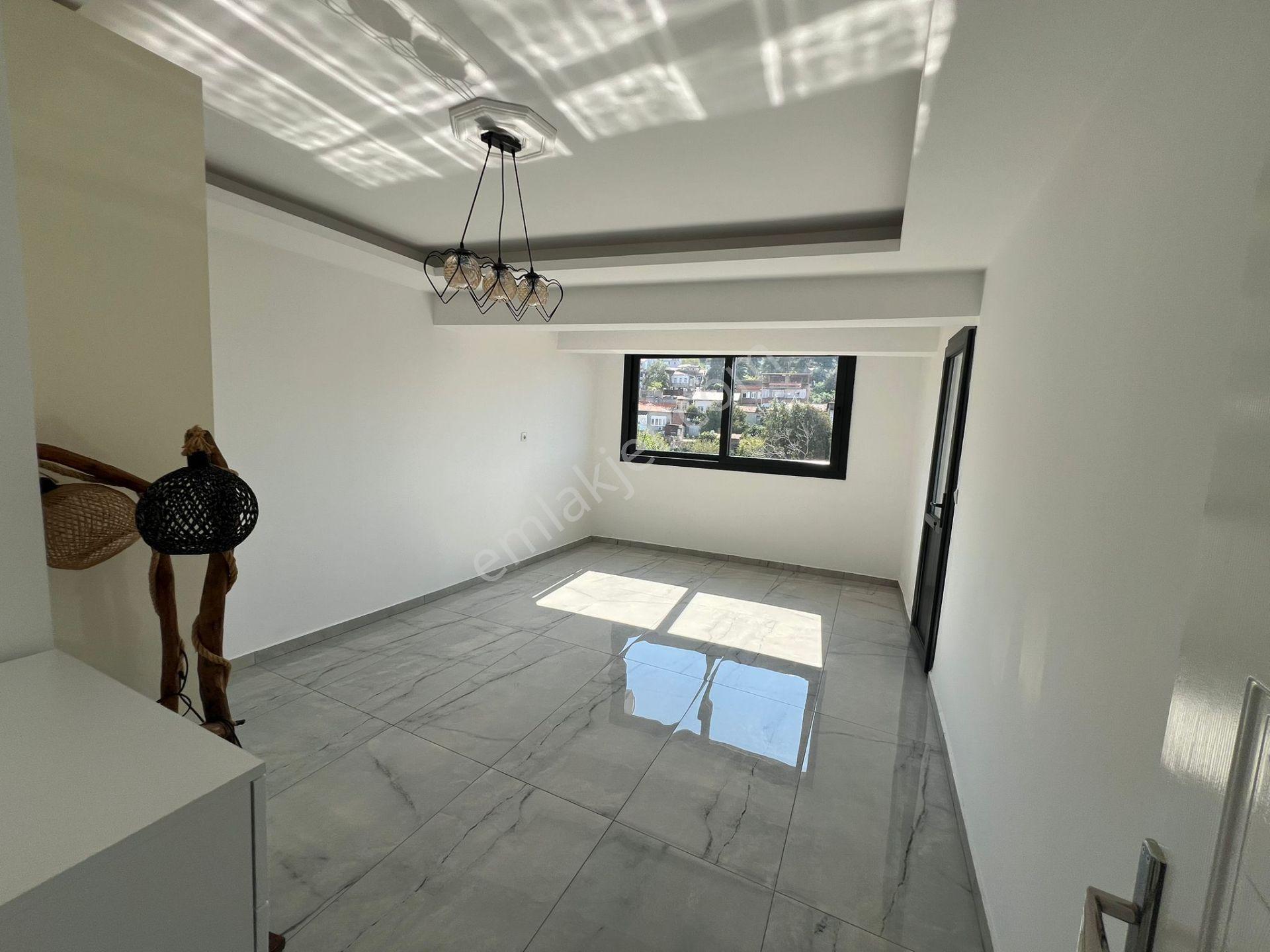 Acil Konak Agora Antik Kent Yakını 2+1 100m2 Asansörlü Deniz Manzaralı Lüx Daire - Görsel 17