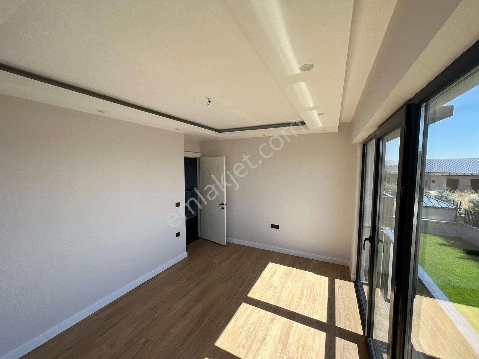Gölbaşı Hacılarda 750 M² Arsa İçinde Lüks Müstakil Fırsat/villa - Görsel 26