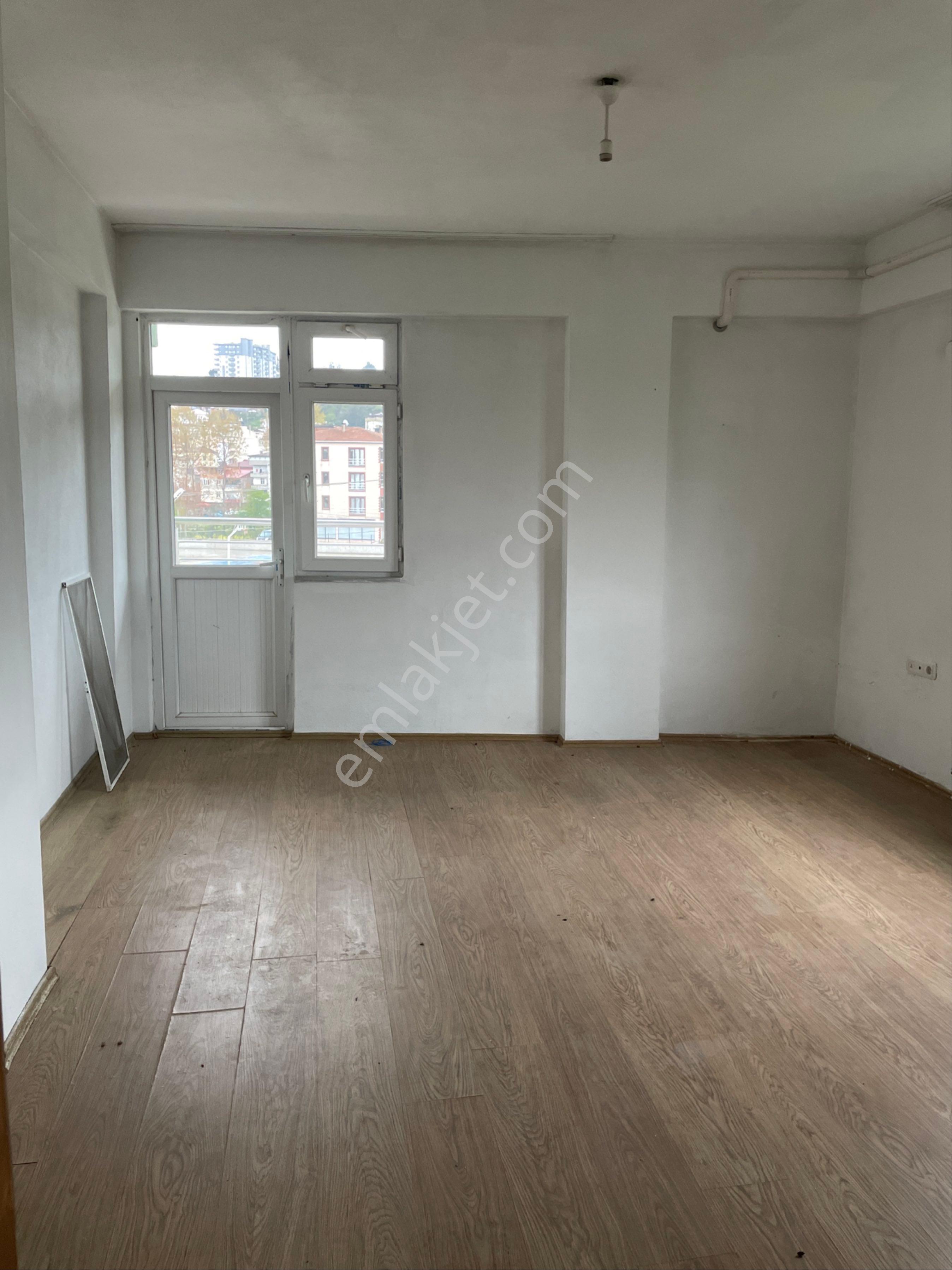 Ünye Bayramca Okul Karşısı Aile Apartmanı - Görsel 16
