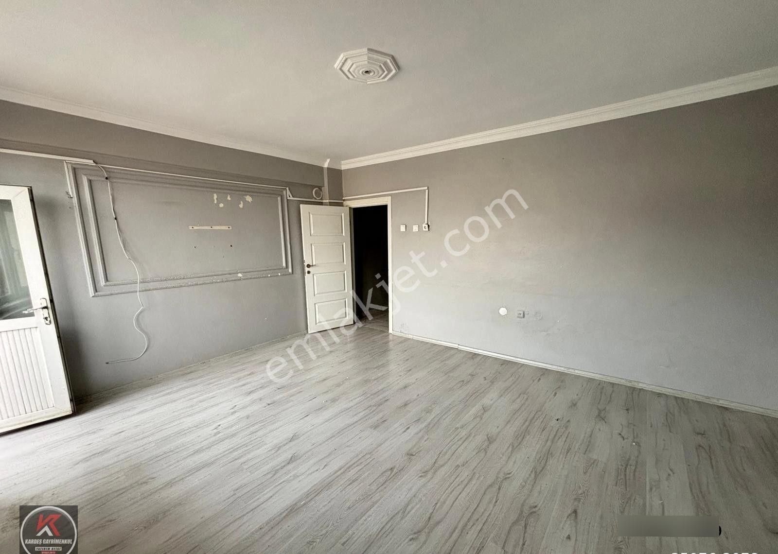 Karamürsel Merkezde – Sahile Ve Ulaşıma Yakın, Masrafsız Kiralık 2+1 Daire - Görsel 27