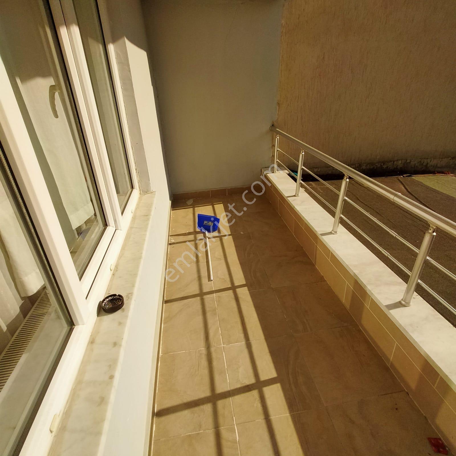 Ender Uysaldan Kınıklıda Kiralık 2+1 Eşyalı Geniş Apart.... - Görsel 7