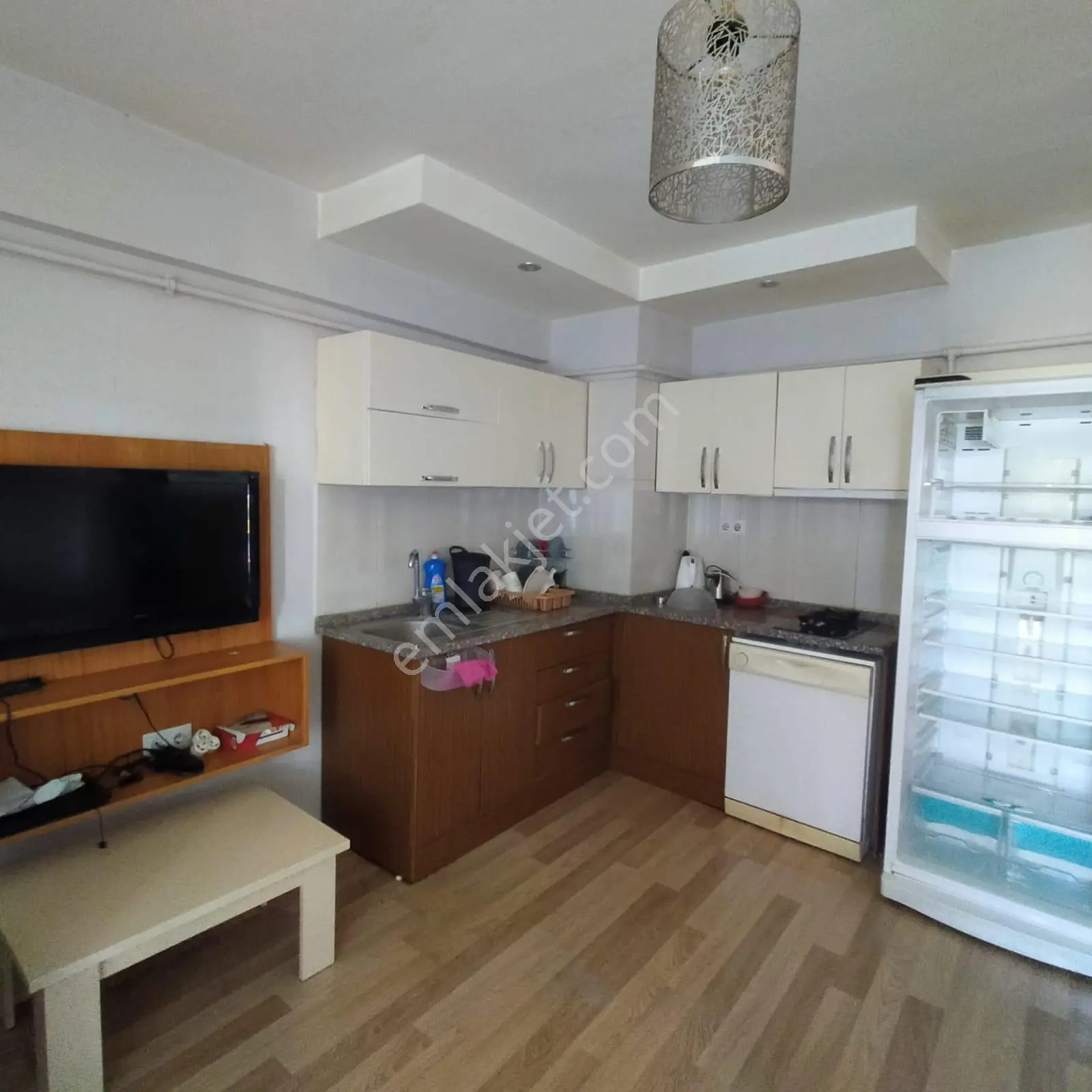 Ender Uysaldan Kınıklıda Kiralık 2+1 Eşyalı Geniş Apart....