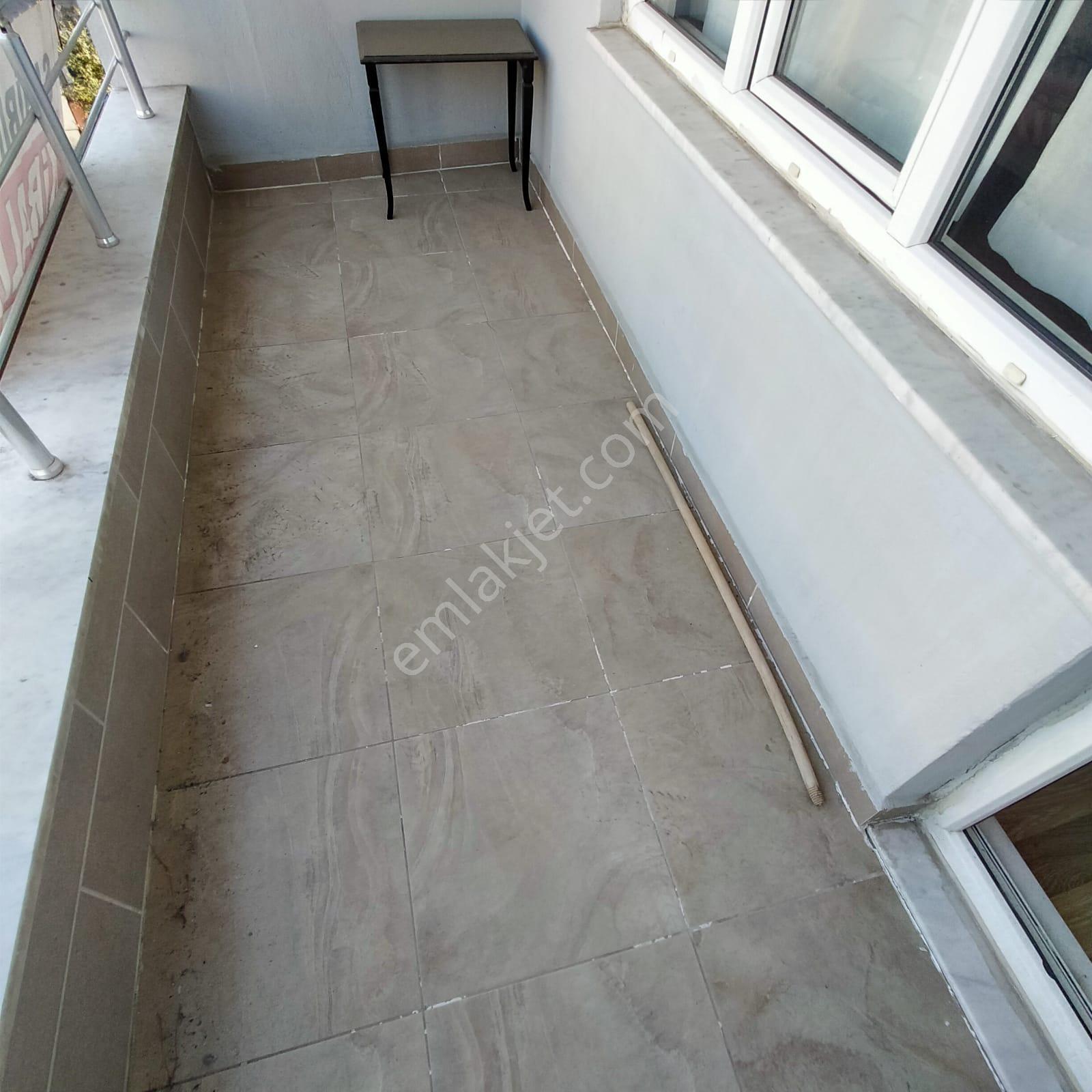 Ender Uysaldan Kınıklıda Kiralık 2+1 Eşyalı Geniş Apart.... - Görsel 10