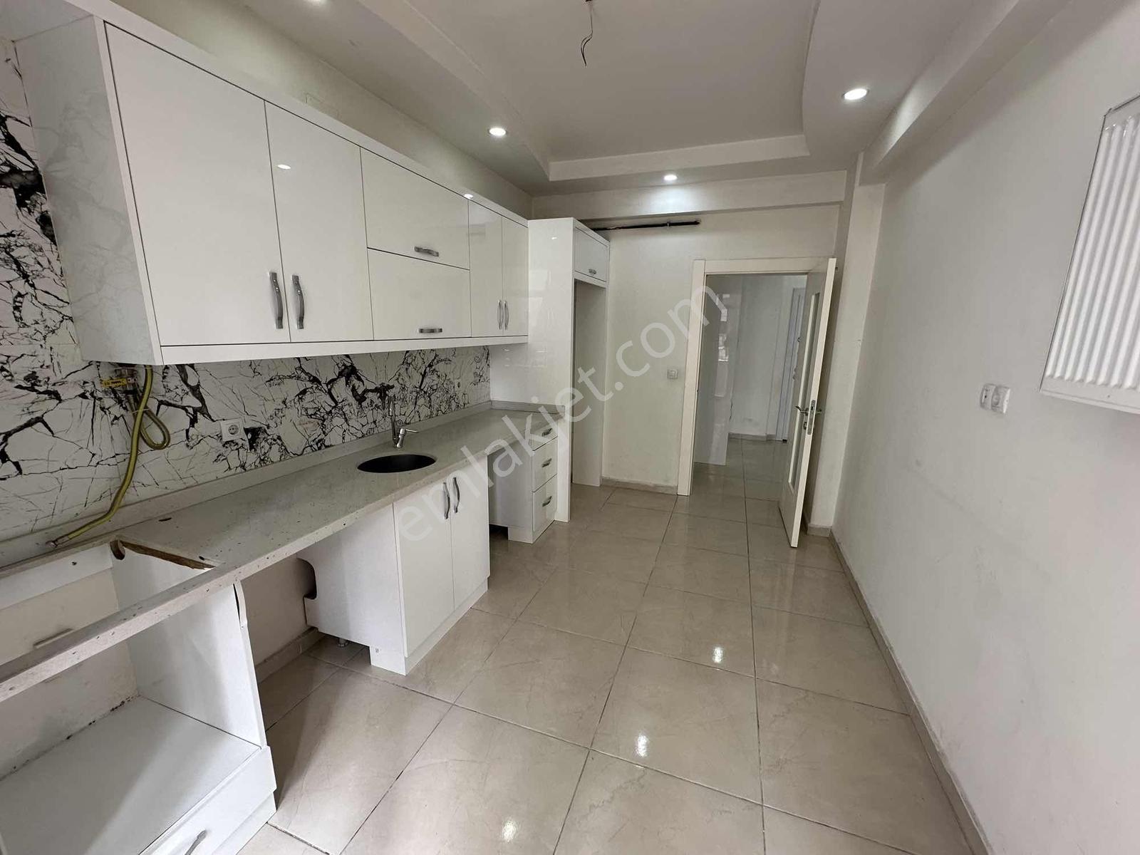 Kareden Seyrantepe De Satılık 2+1 Boş Daire - Görsel 21