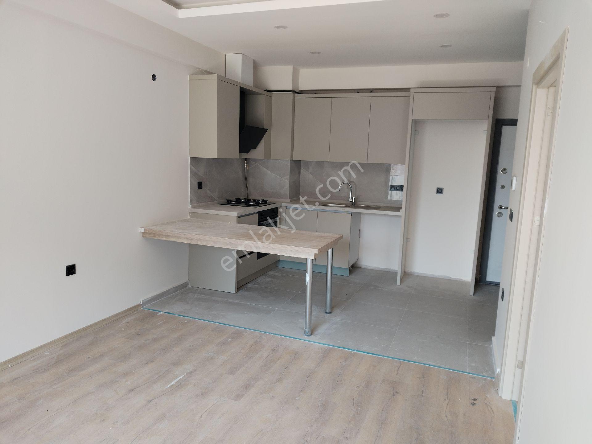 Bayraklı Onur Mh.havuzlu Güvenlikli Sitede Satılık 1+1 Sıfır - Görsel 6