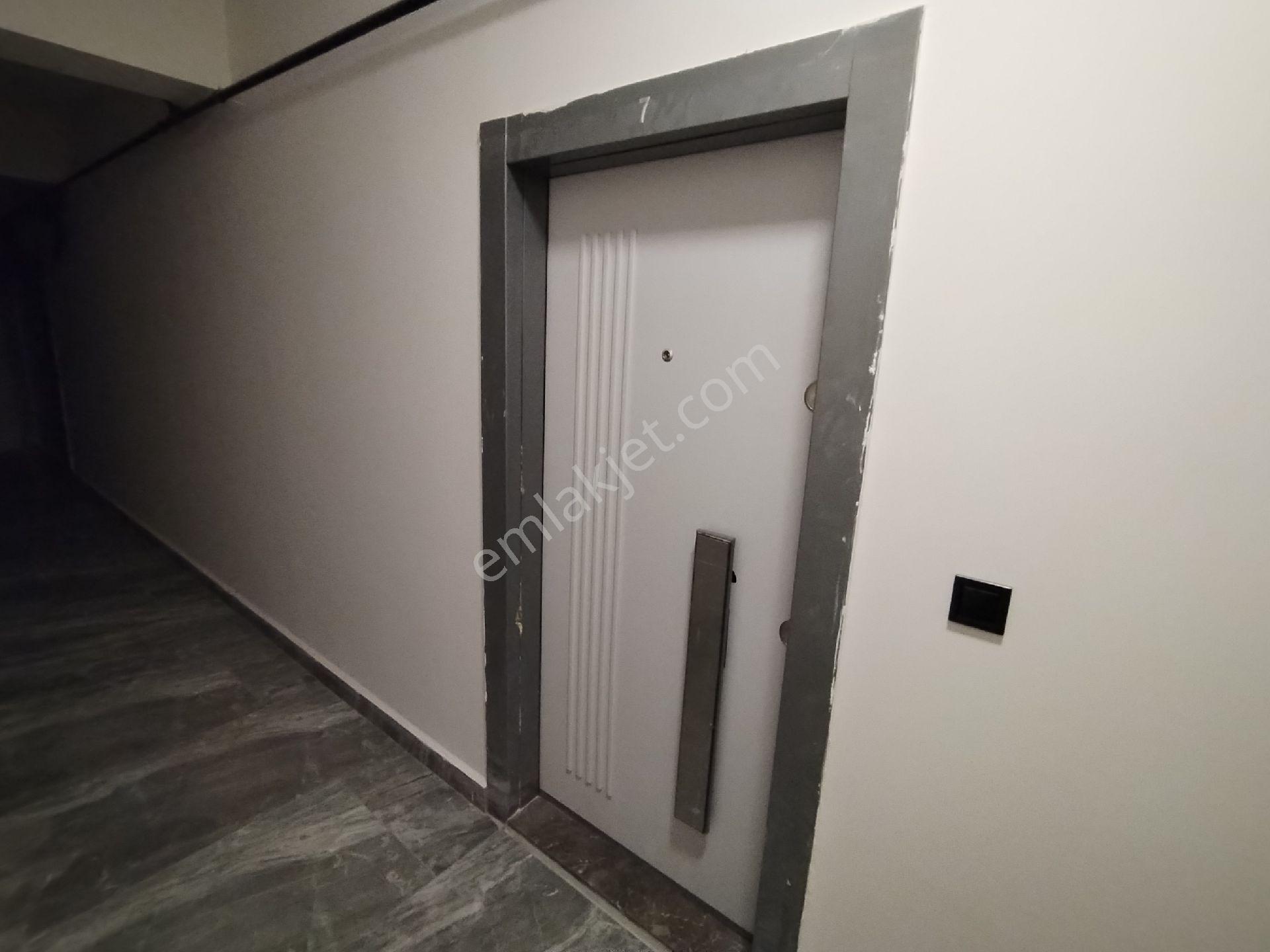 Bayraklı Onur Mh.havuzlu Güvenlikli Sitede Satılık 1+1 Sıfır - Görsel 2