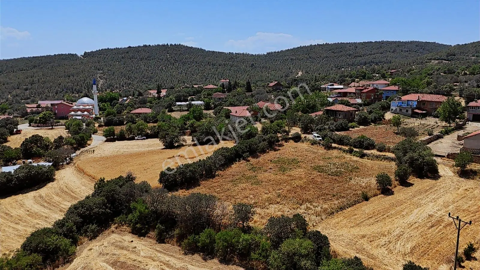Burdur Merkez 2120m2 Arsa Tamamı Köy Yerleşik Alanında Kalmakta - Görsel 2
