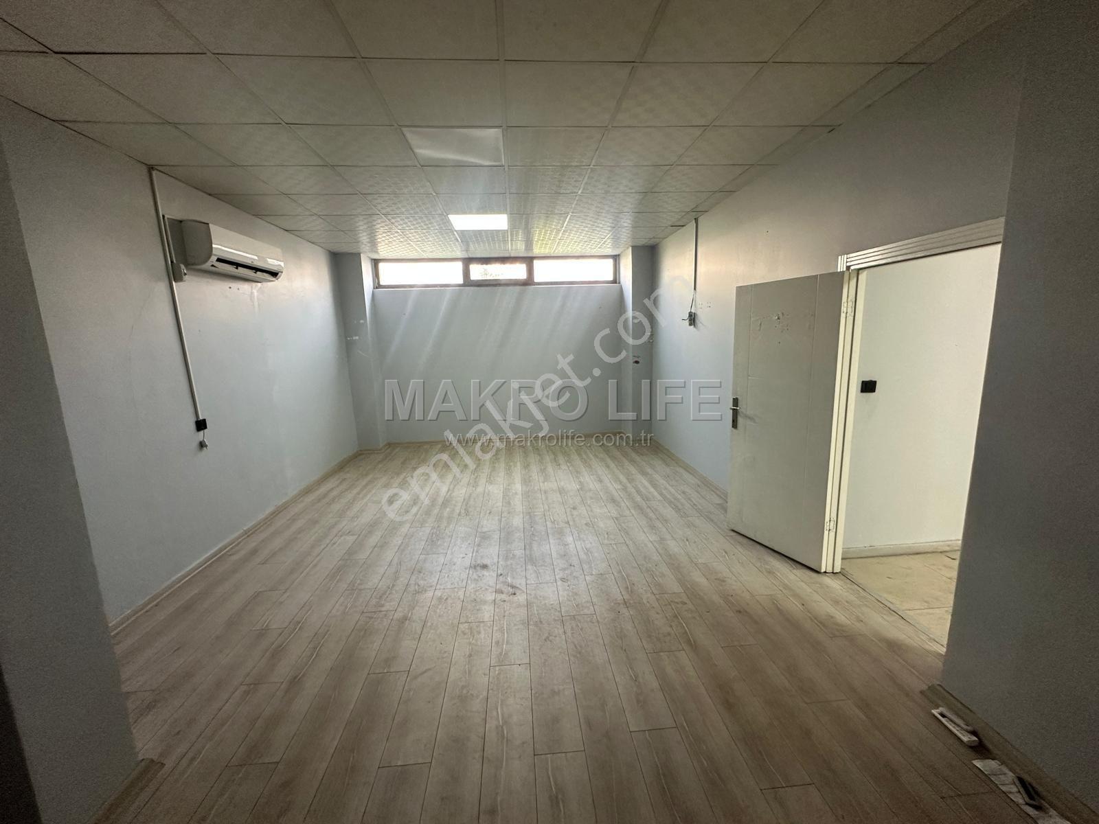 Bağcılar Havaalanı Kavşağında Prestijli & Yüksek Potansiyelli Satılık Dükkan - Görsel 16