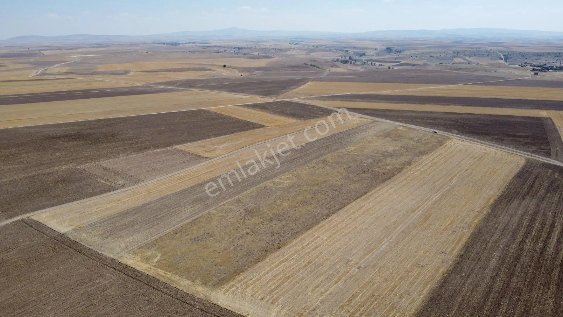 Nevşehir Kozaklı Gerce Köyünde Resmi Yola Cephe 16280 M2 Arazi - Görsel 5